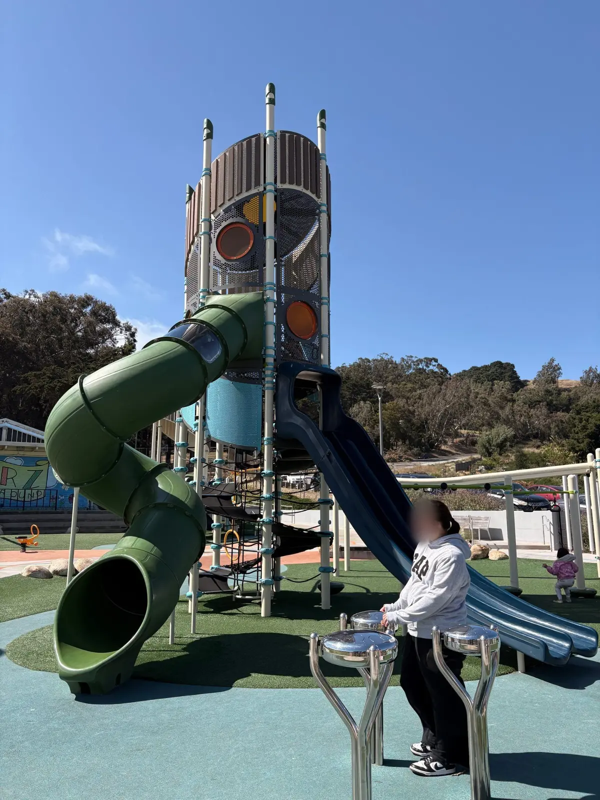 Main structure. Note the two very tall slides