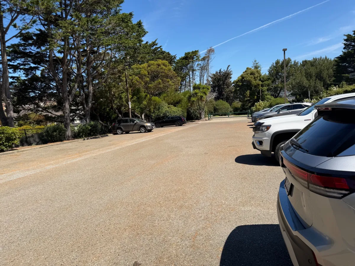 plenty of parking available in large lot