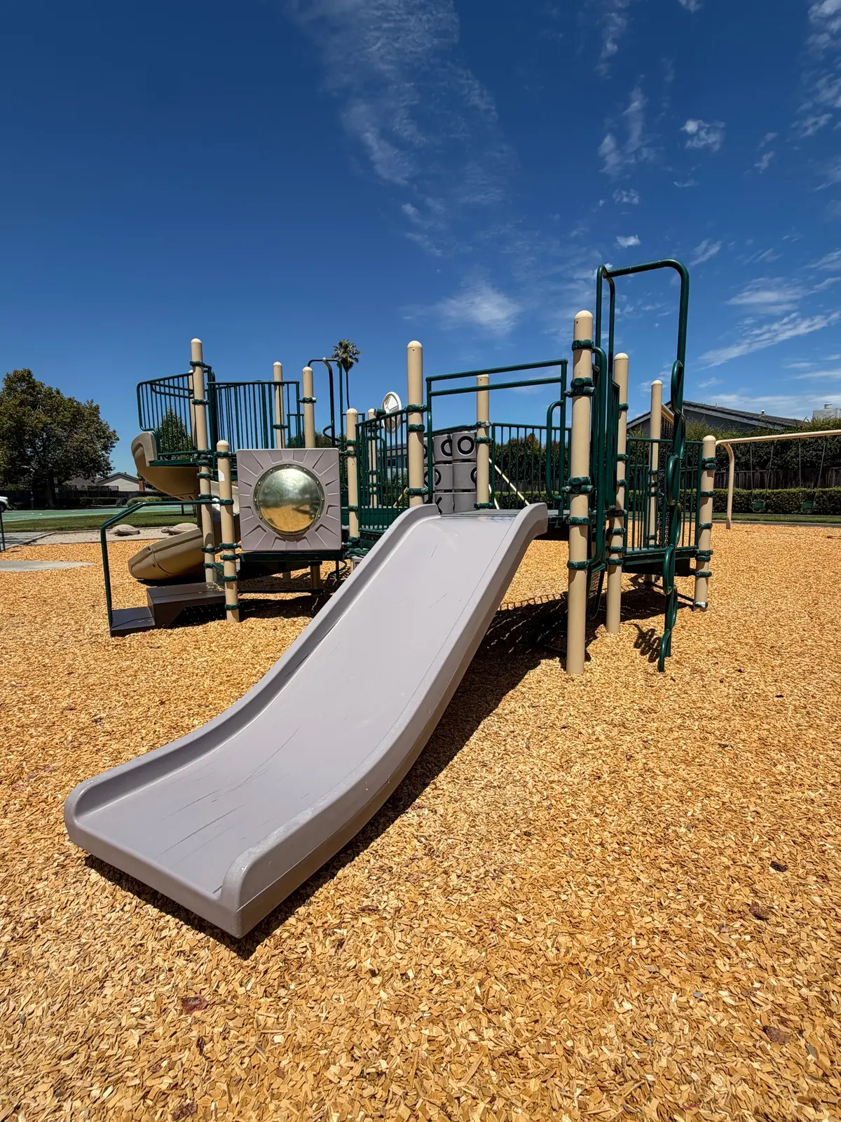 Medium slide