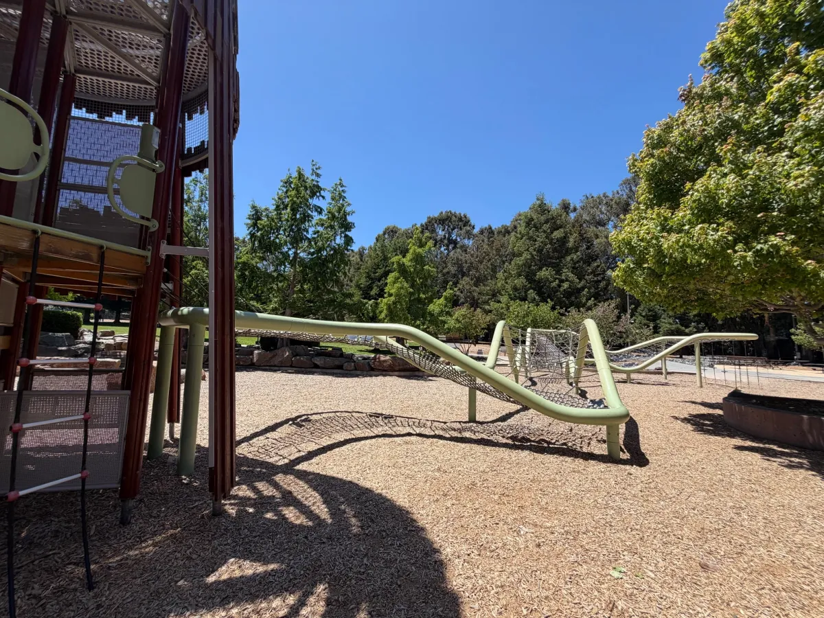 Long climbing structure