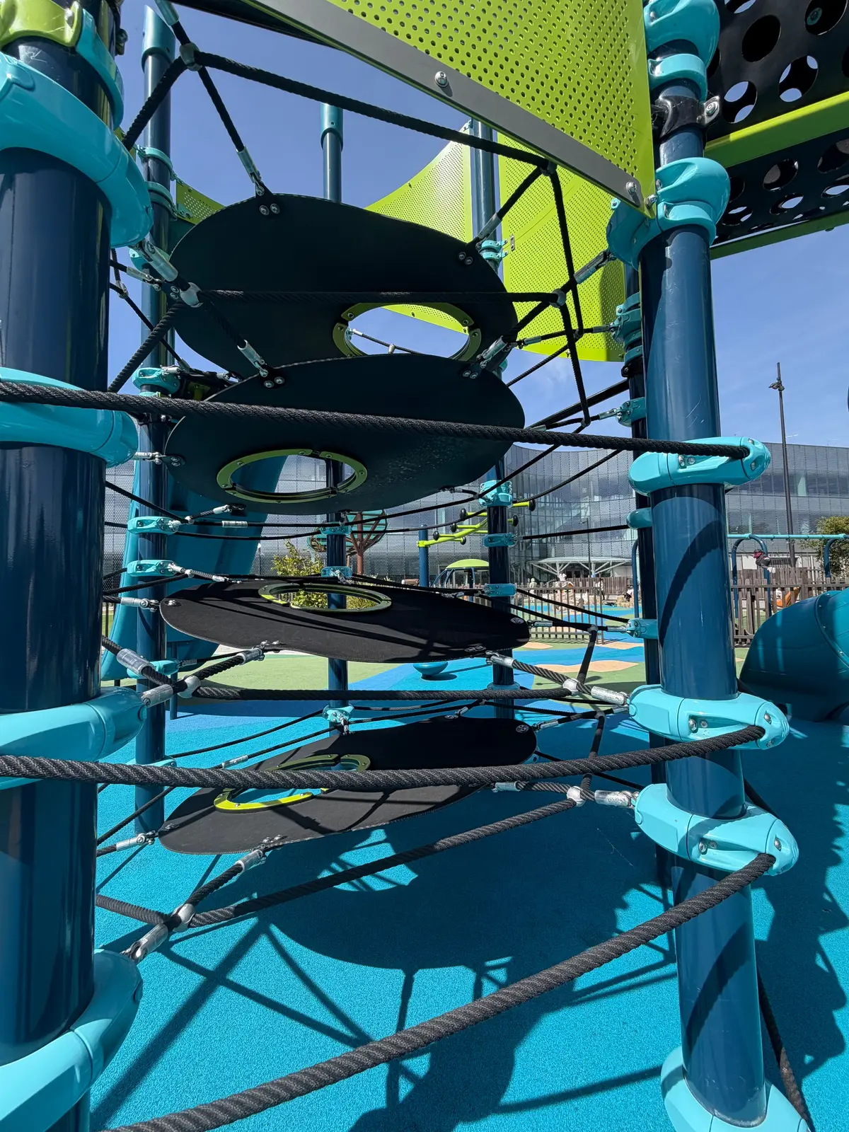 Big kid climbing structure