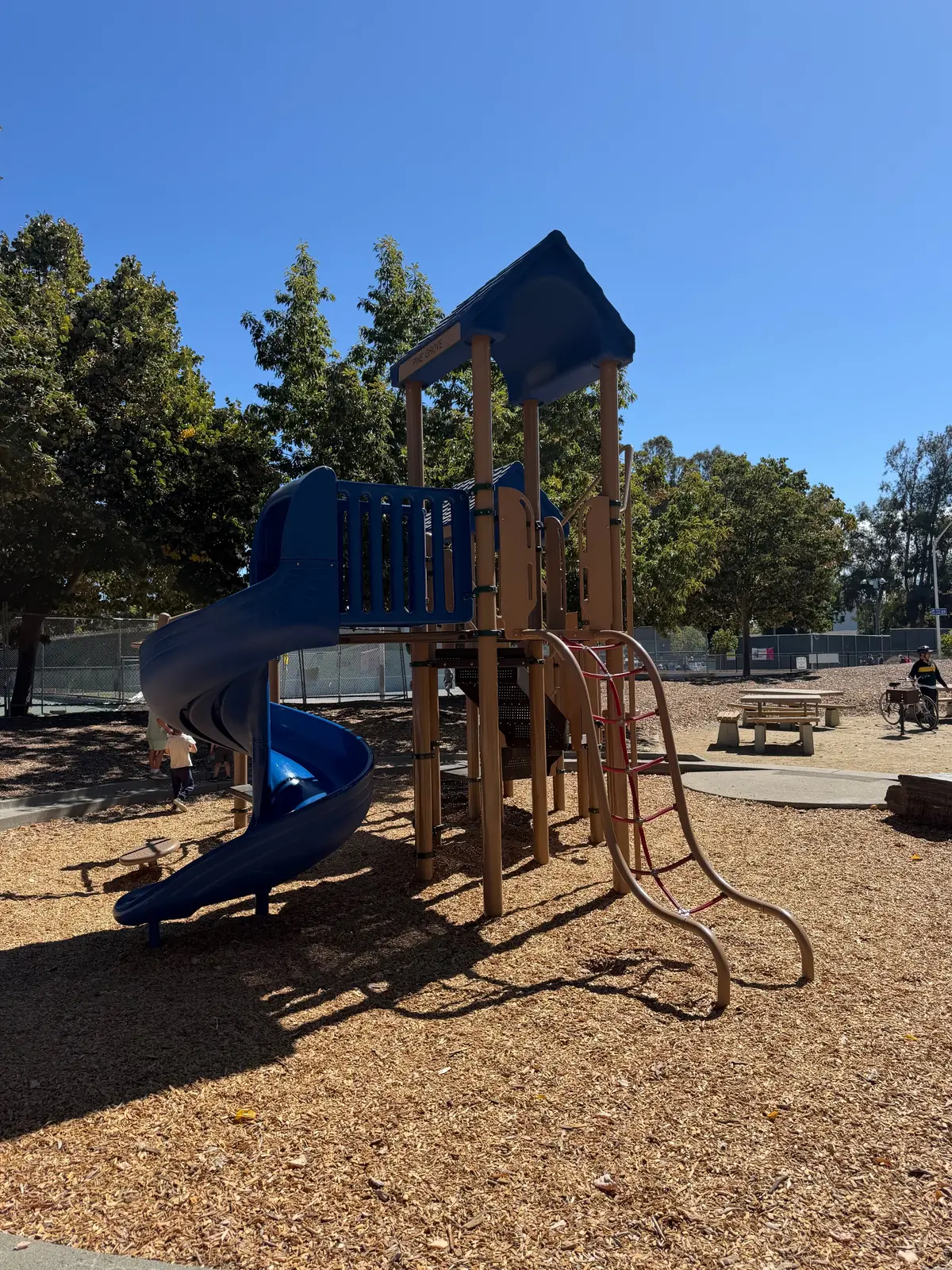 Smaller playground next to picnic tables