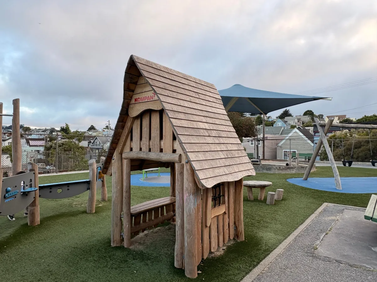 Small wooden hut that's a hit with littles