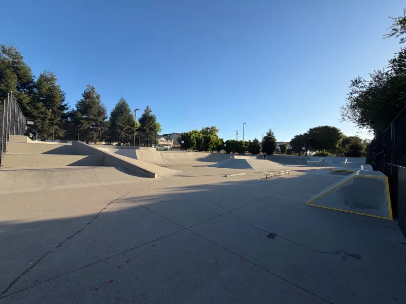 Good variety of areas to practice skate tricks