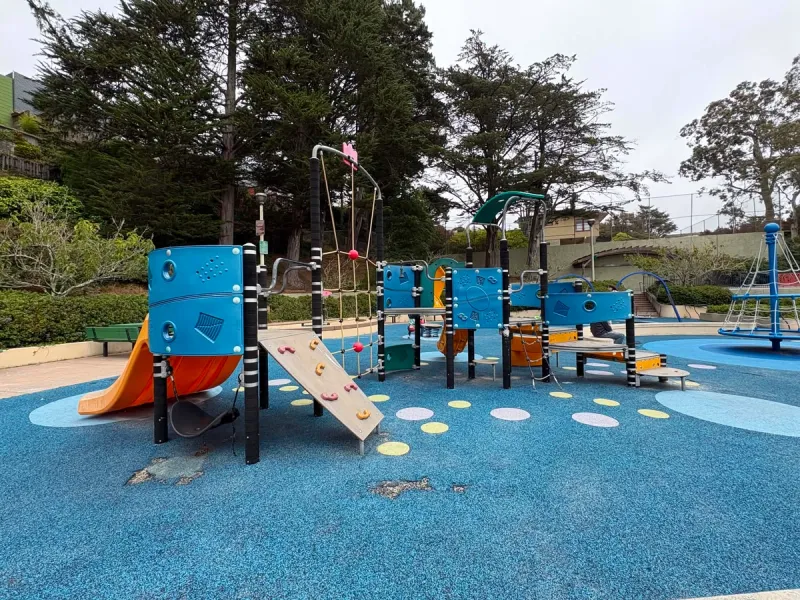 Sunnyside Playground Park