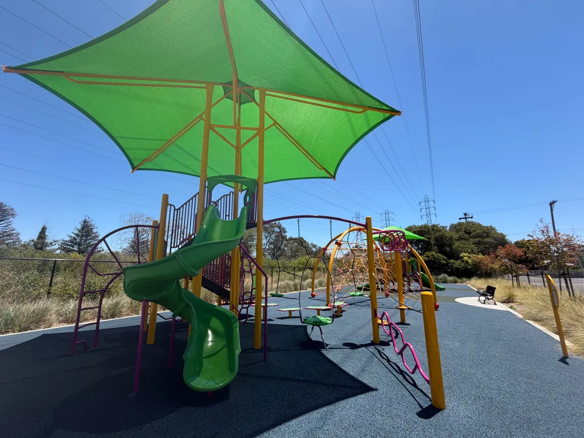 Big kid zone, but best suited for 5-8 yr old as slides are only medium height