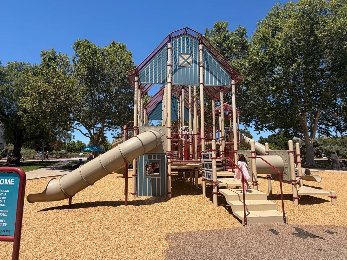 Barn themed big kid play structure