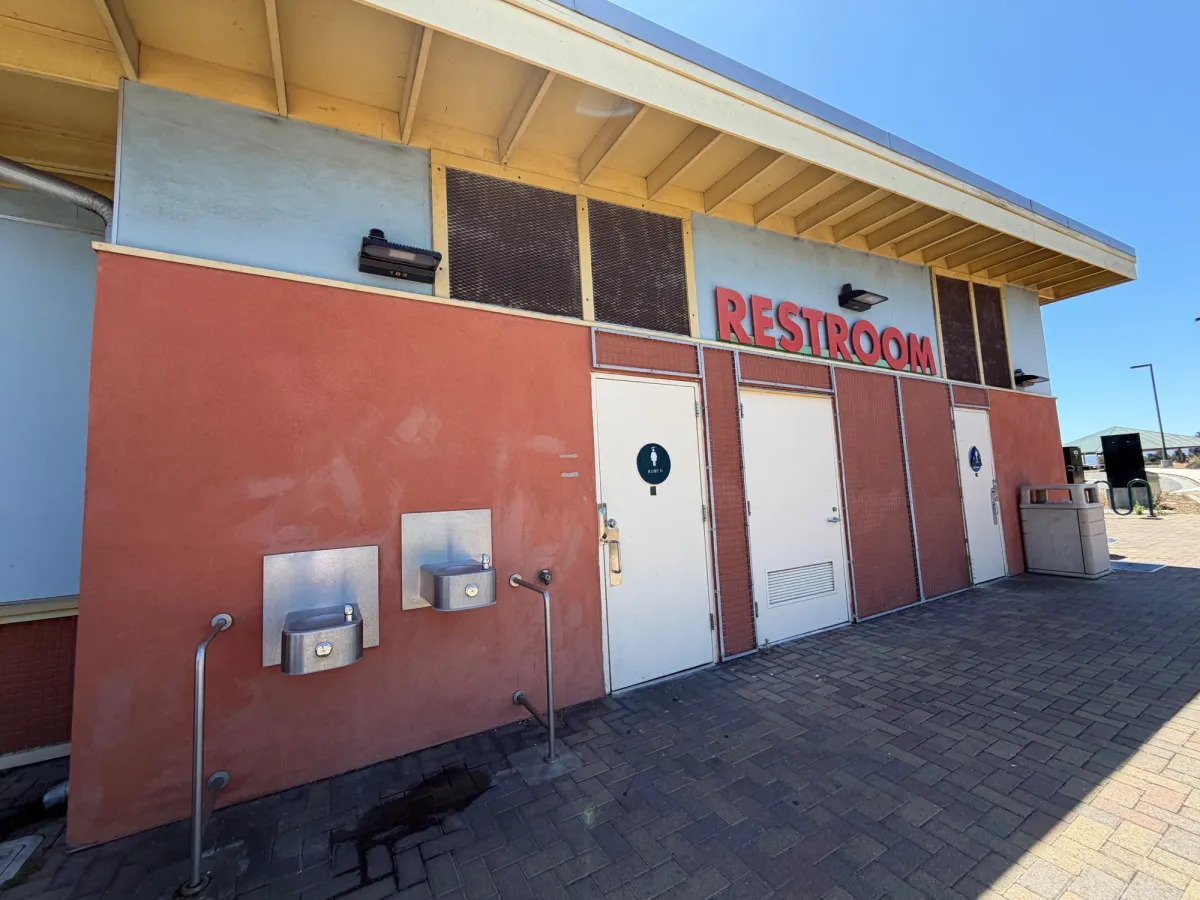 Restroom facilities throughout park, and one at the parking lot even before crossing the bridge to get to the entrance