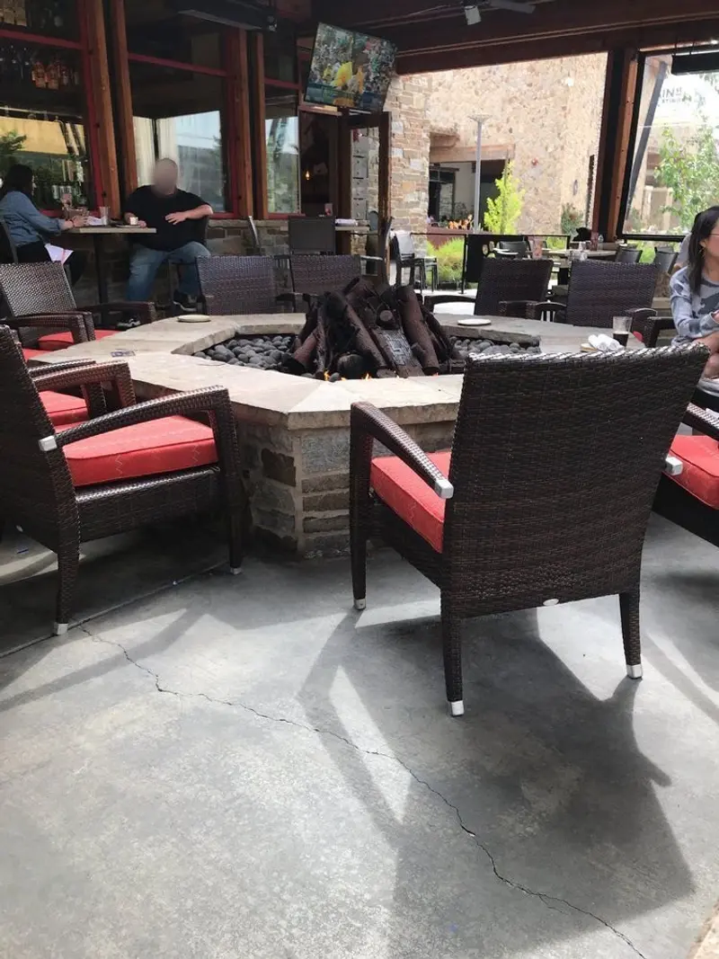 Lazy Dog Restaurant & Bar