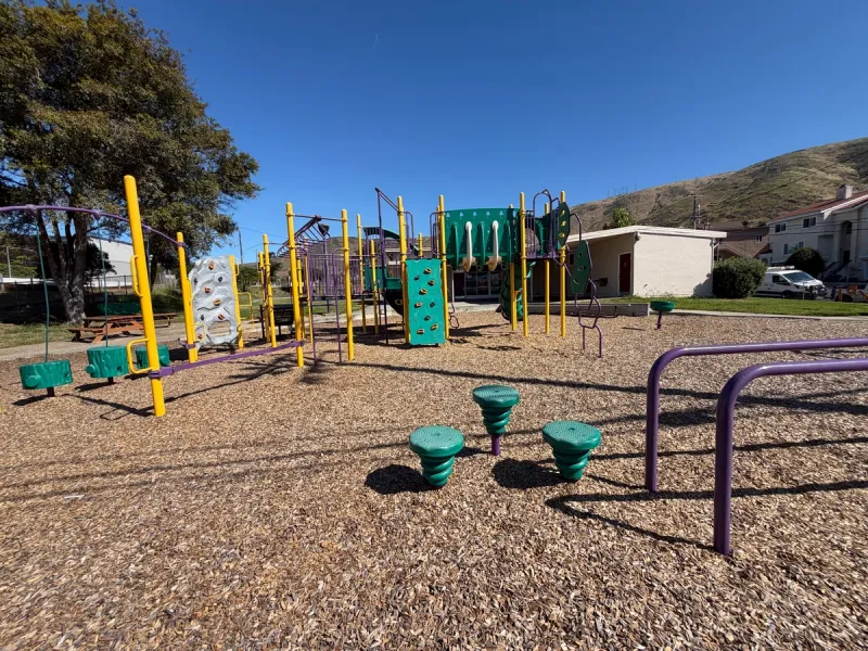Big kid playstructure has a wide variety of equipment