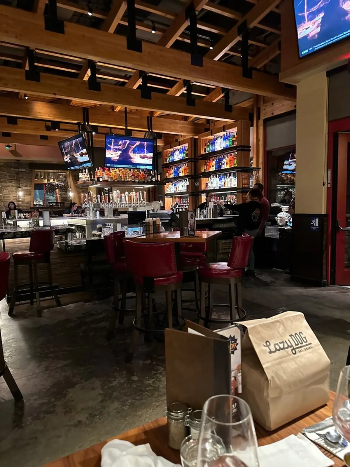 Lazy Dog Restaurant & Bar