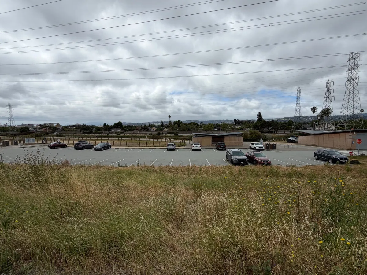 2 Large parking lots available