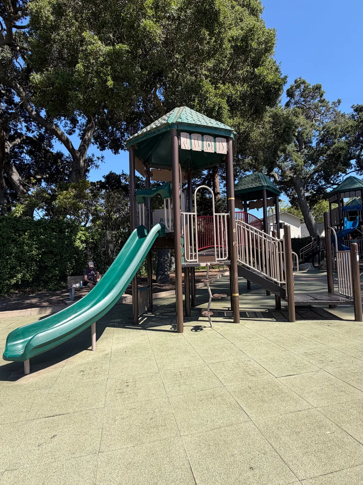 Toddler play structure