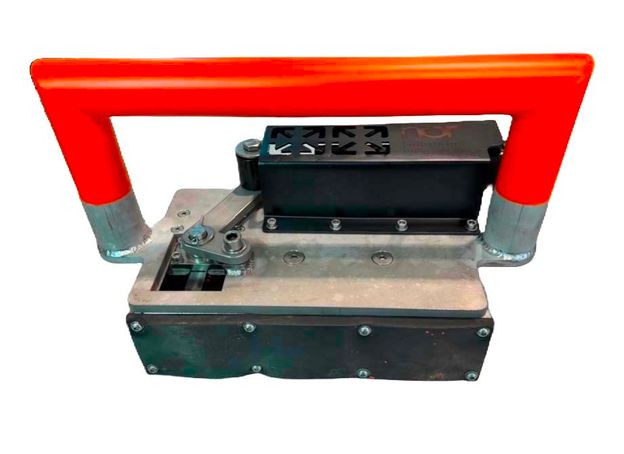 NOR hydraulically operated magnet 
