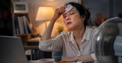 Hot Flashes & Chinese Medicine: A TCM Guide to Yin Deficiency