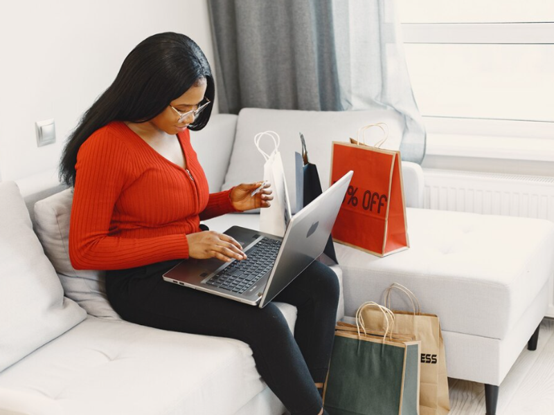 Moving Your Retail Business Online: Your 2026 Blueprint to Digital Success