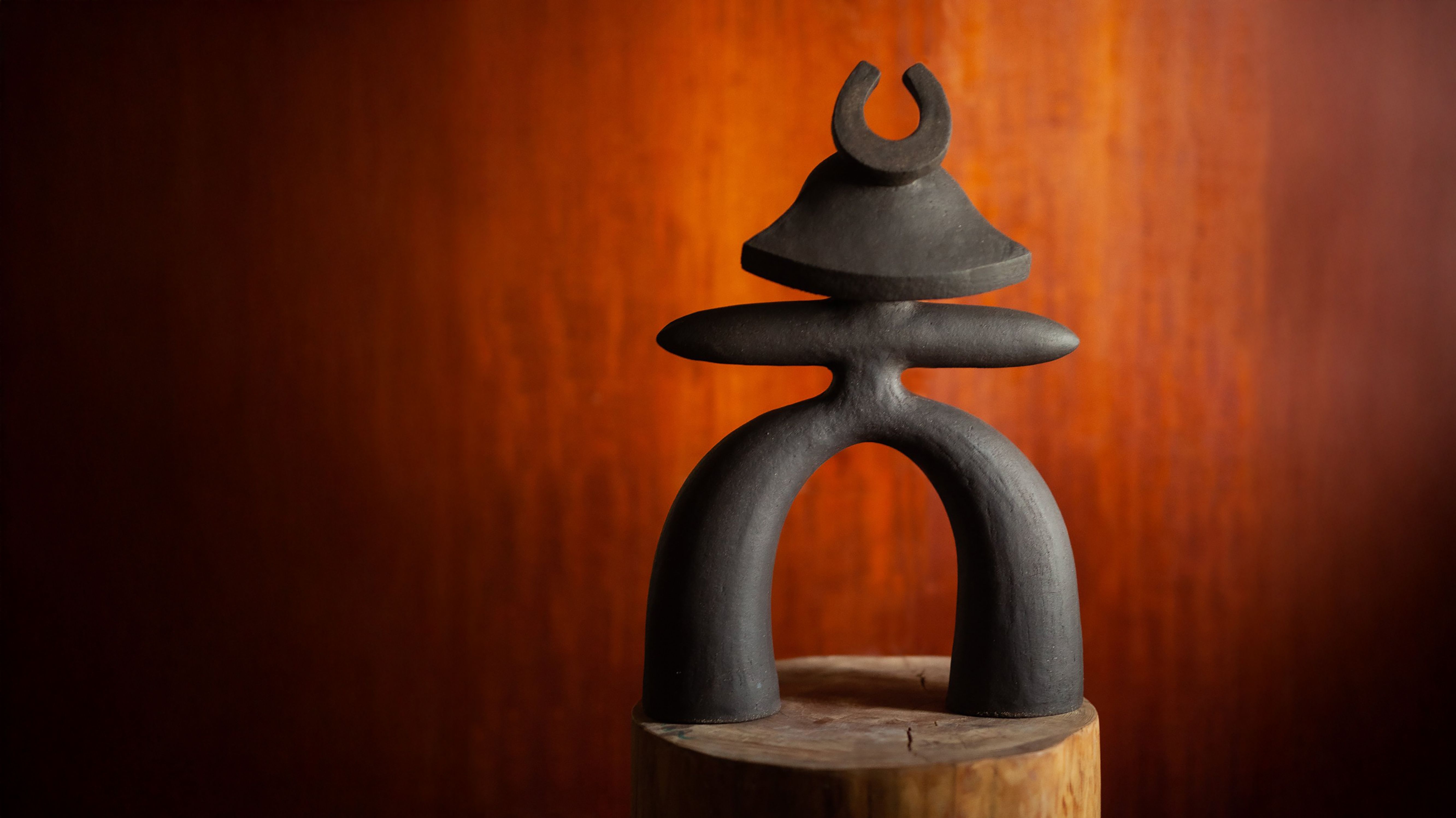 Noe Kuremoto Ceramics at Ateliers Courbet Gallery -- Haniwa Warrior 120
