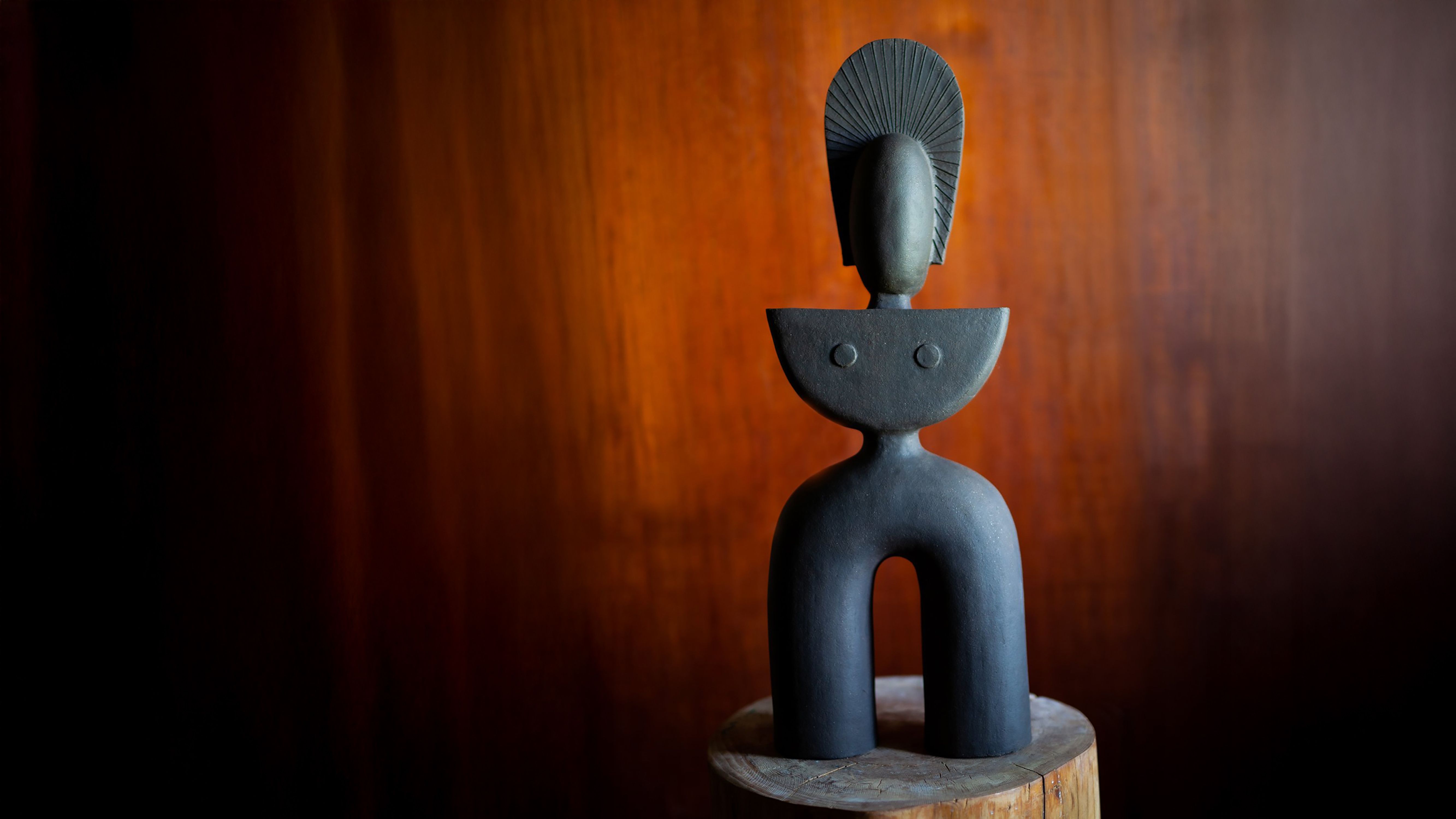 Noe Kuremoto Ceramics at Ateliers Courbet Gallery -- Haniwa Warrior 111