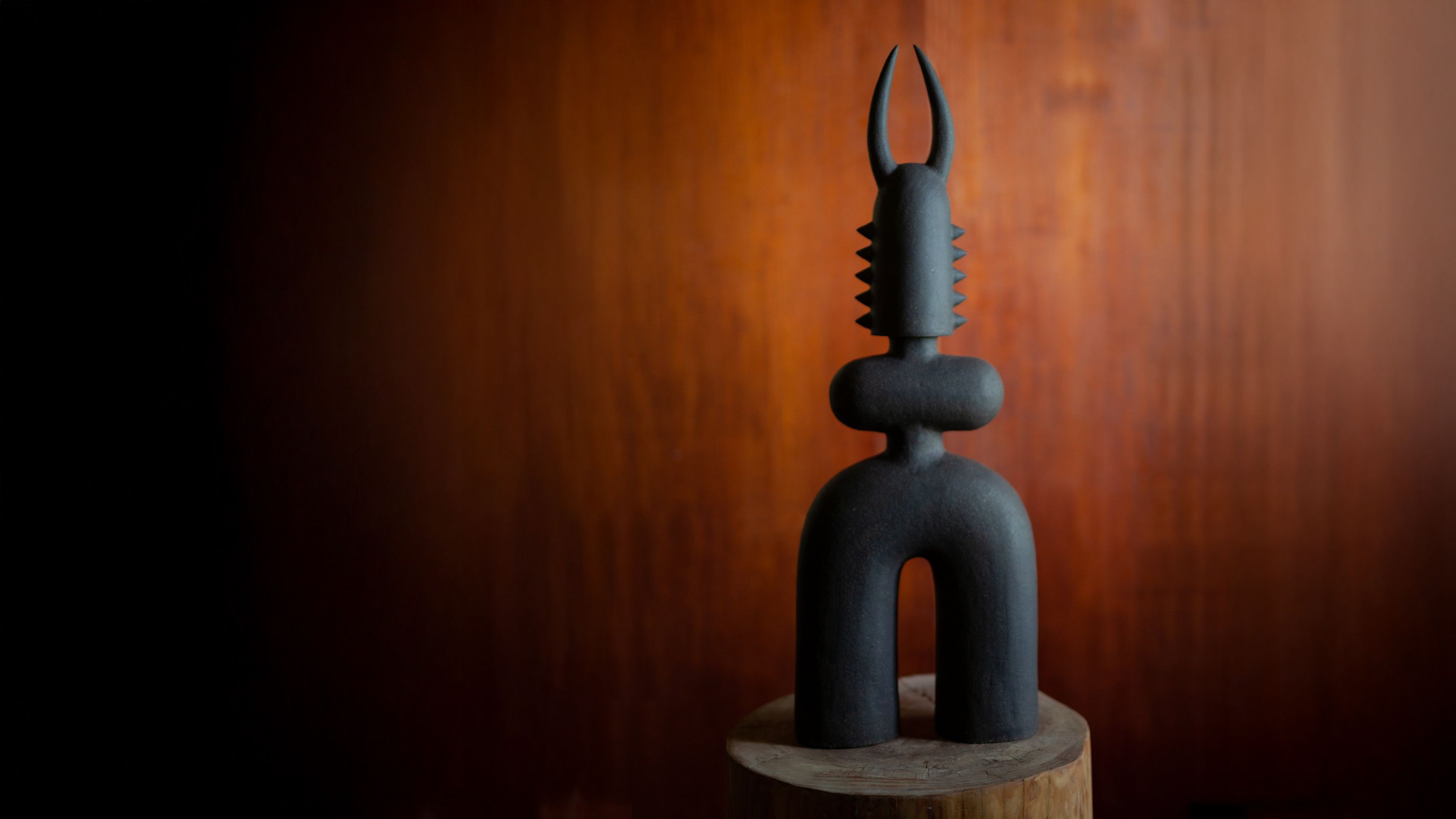 Noe Kuremoto Ceramics at Ateliers Courbet Gallery -- Haniwa Warrior 123