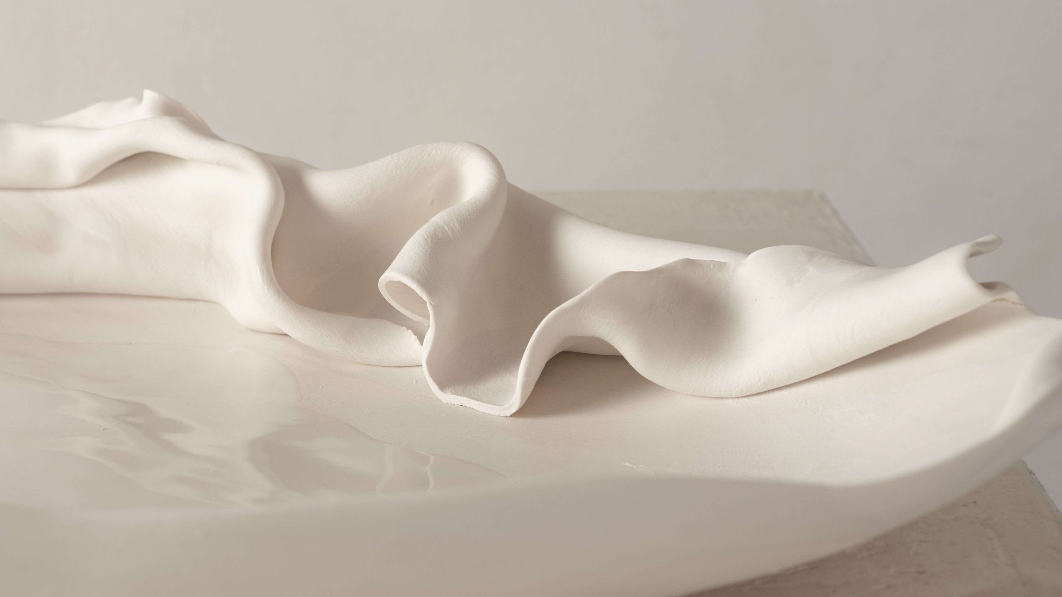 Iris Nesher Ateliers Courbet Porcelain Ceramic Centerpiece