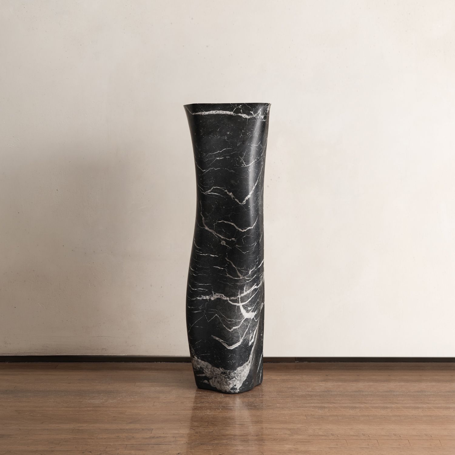Jonathan Hansen Ateliers Courbet Biomorphic Series Biomorphic Totem Small Black Marble
