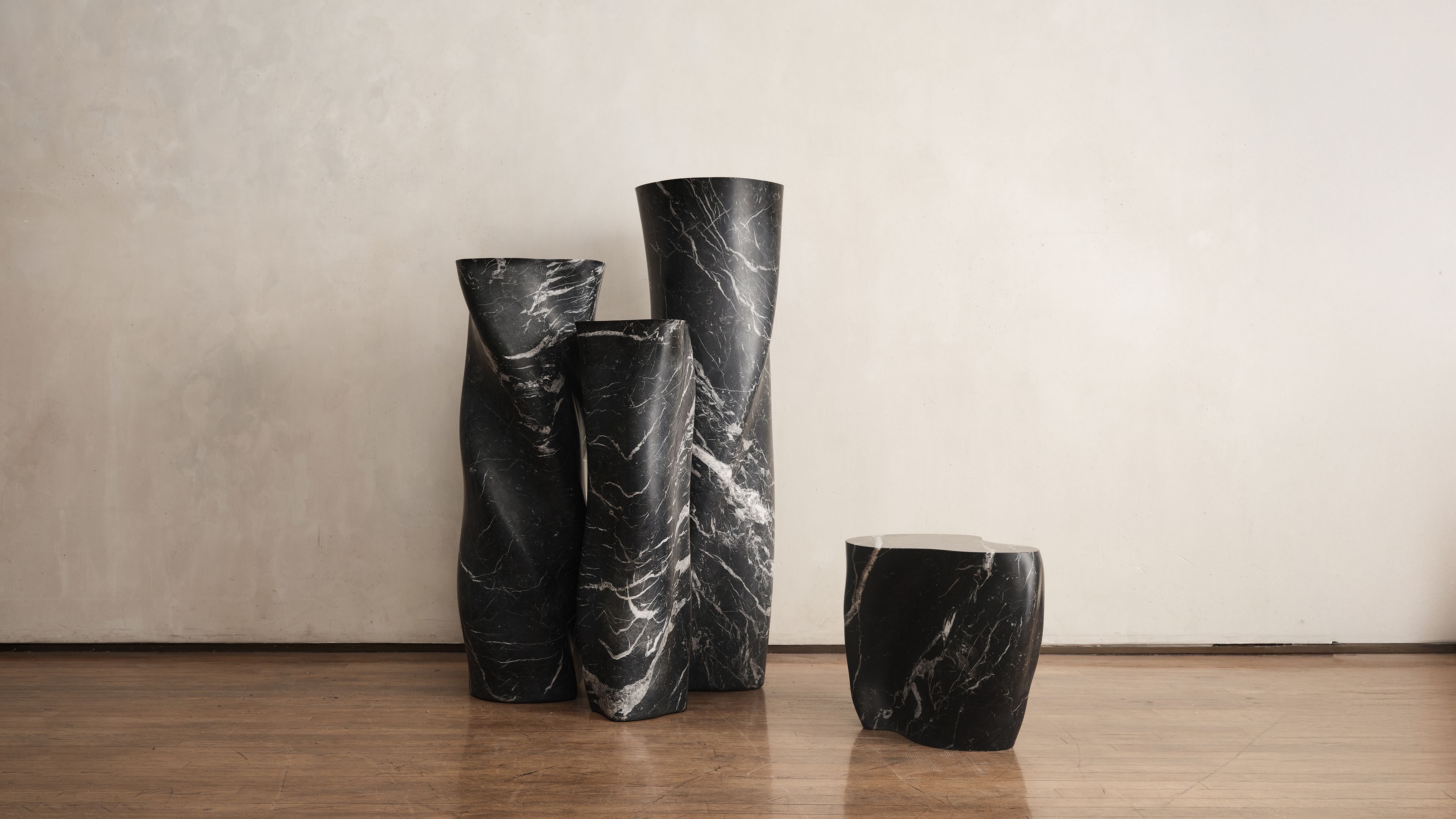 Jonathan Hansen Ateliers Courbet Biomorphic Biomorphic Accent Table Black Marble