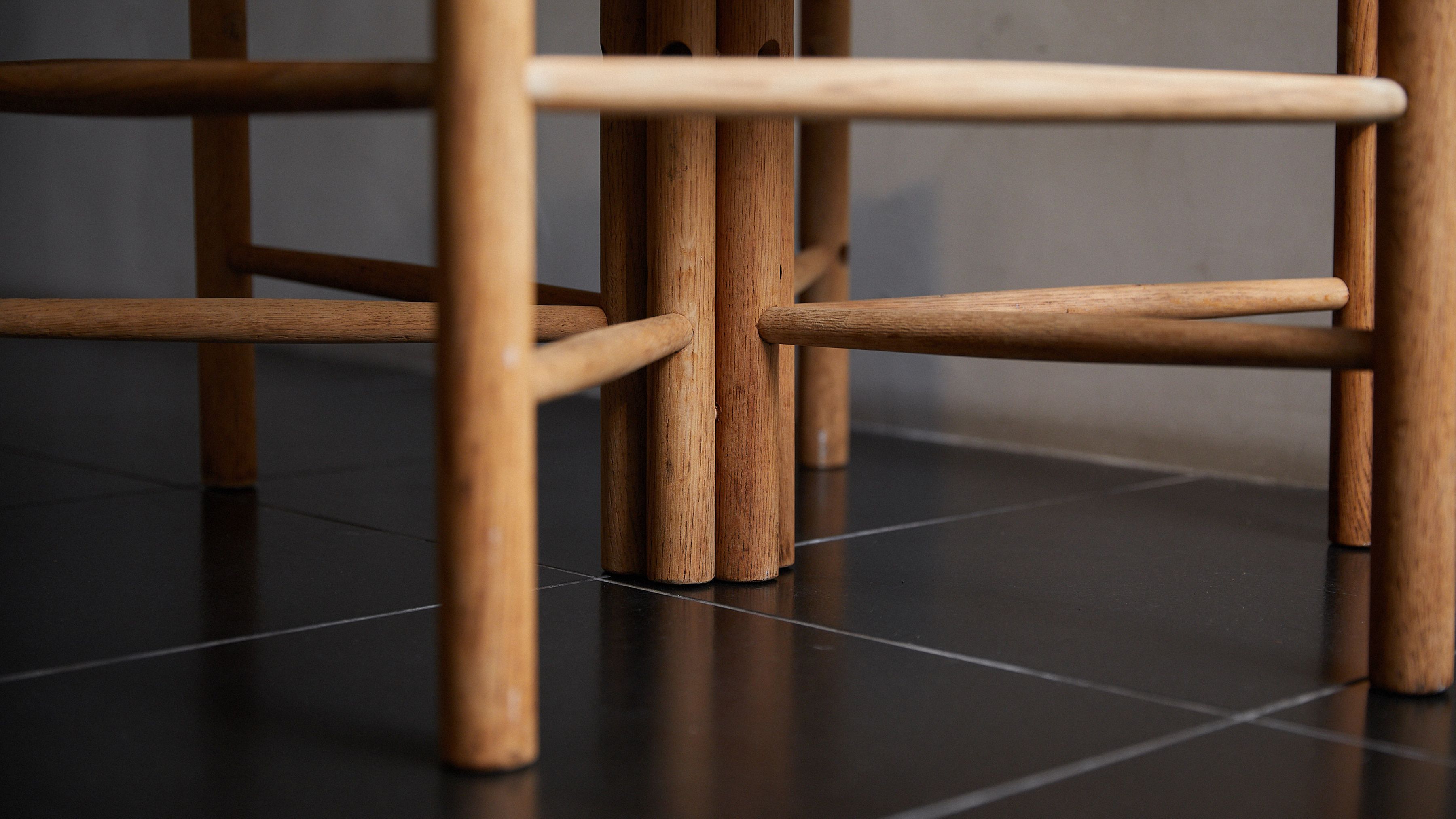 AtMa Ateliers Courbet Japanese Refurbished Wood Chair J39.5 Hexagon