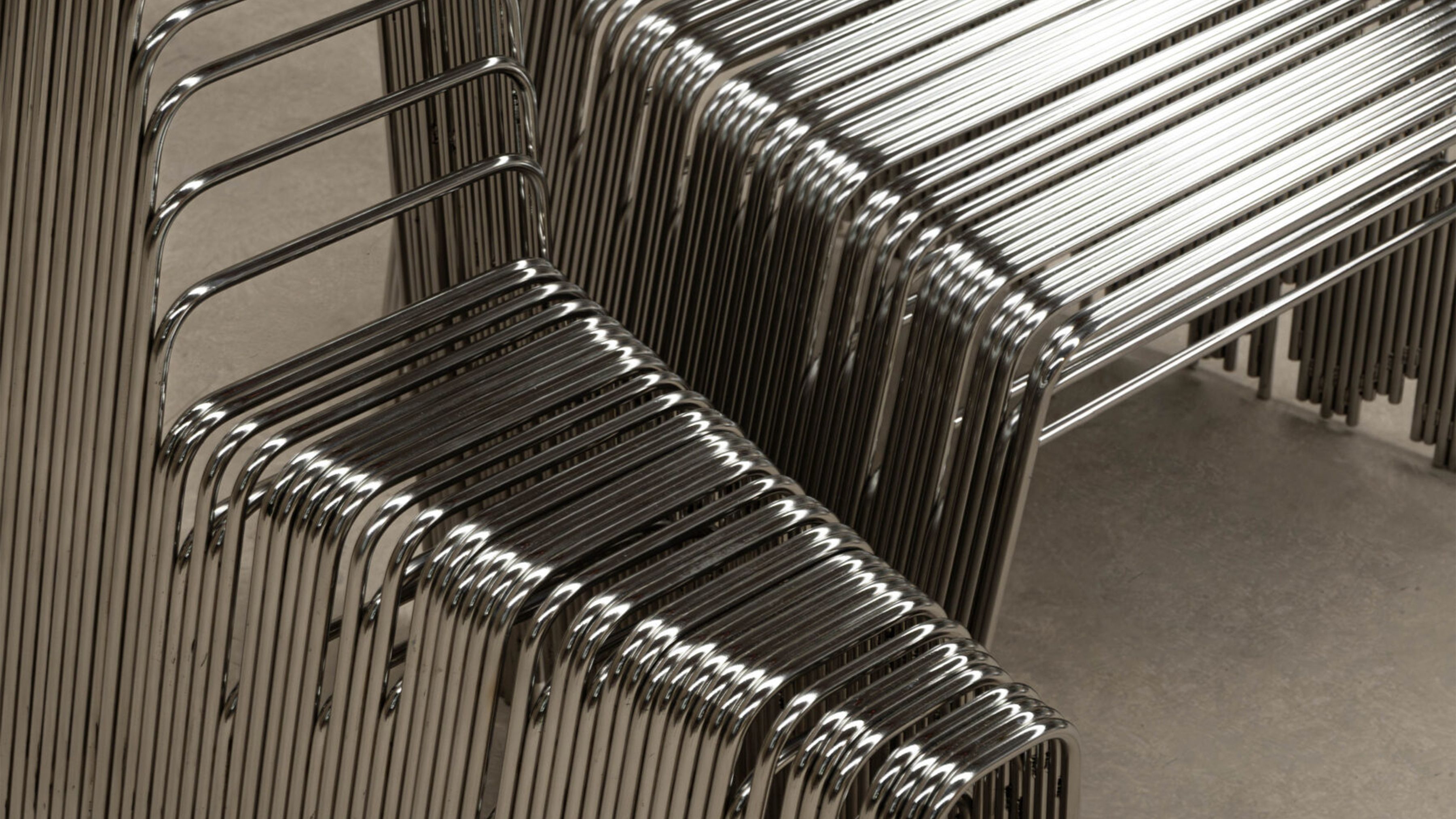 Hector Esrawe Ateliers Courbet Frecuencia Chairs