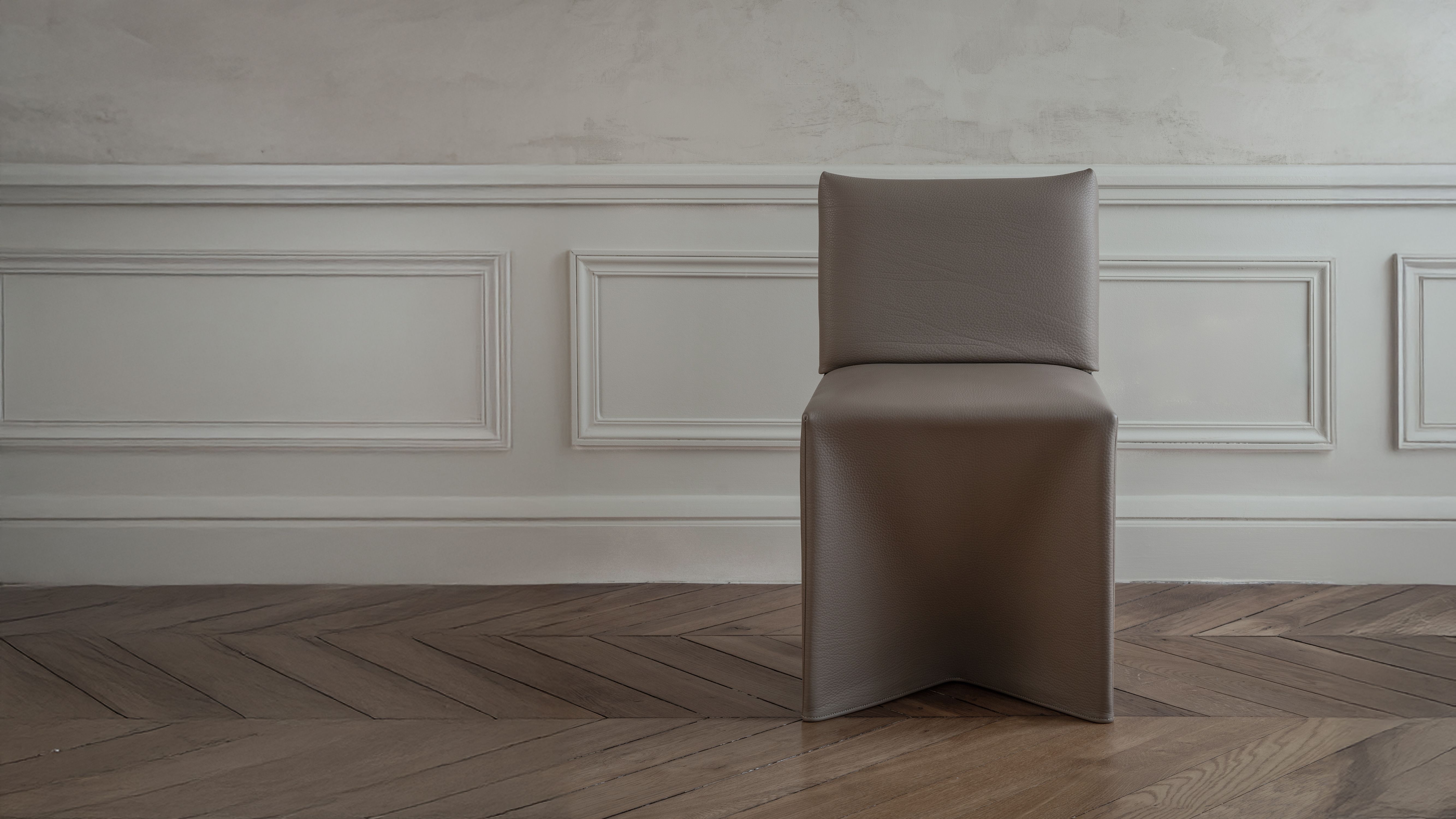 Ateliers Courbet presents Philippe Peres Editions and its collection of Cornette Chair designed by Martin Szekely