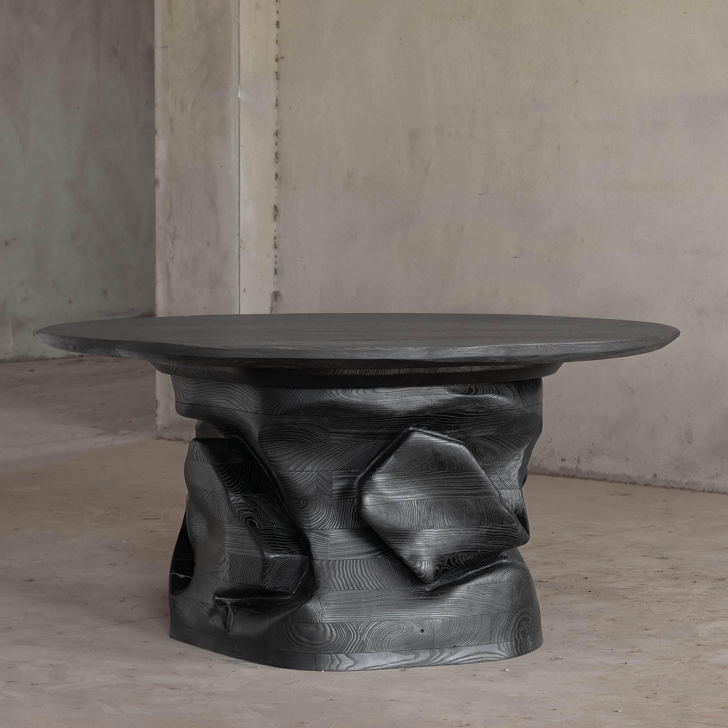Hamza Kadiri Ateliers Courbet Center Table Round