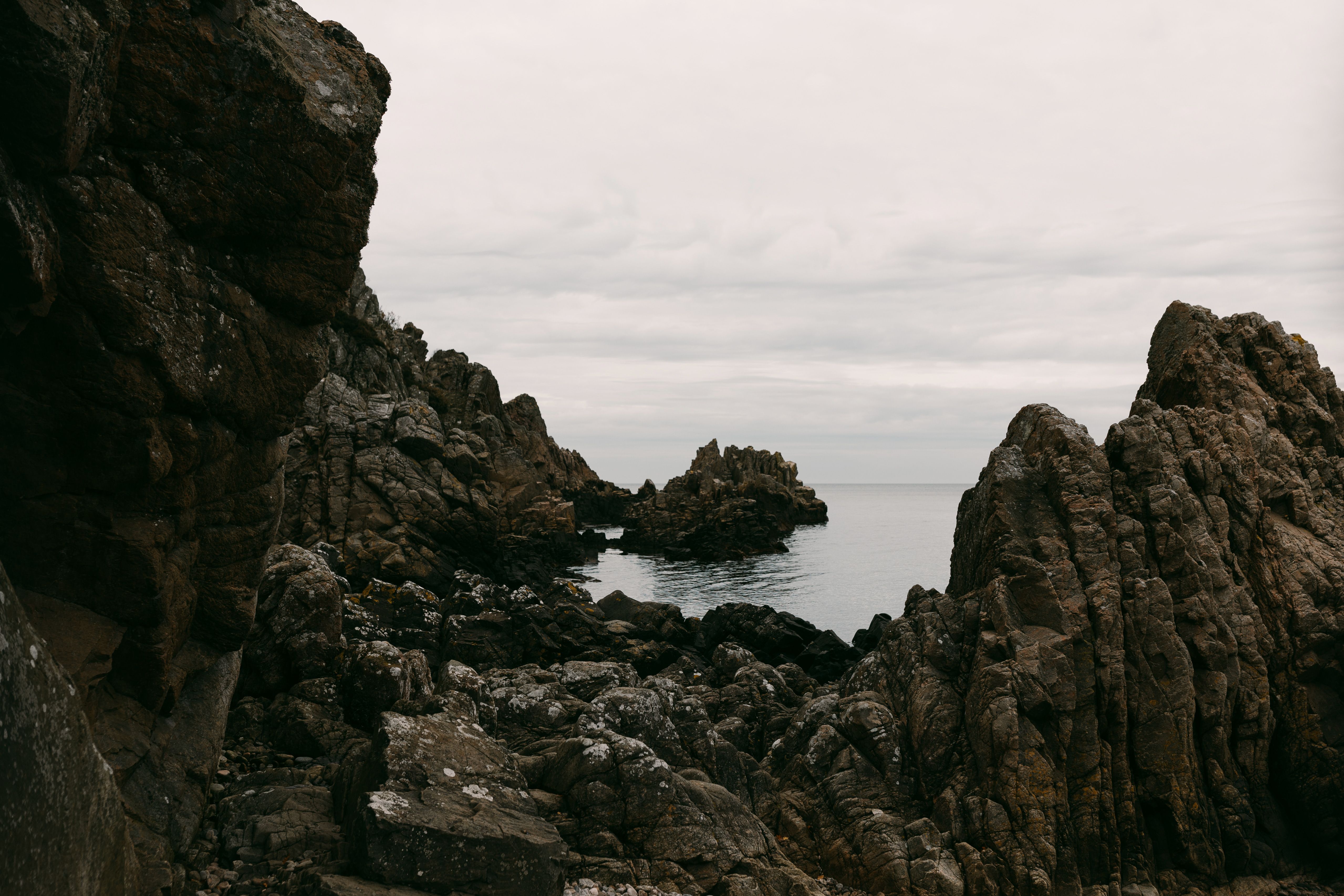 Emelie Abrahamsson Ceramic Exhibition at Ateliers Courbet