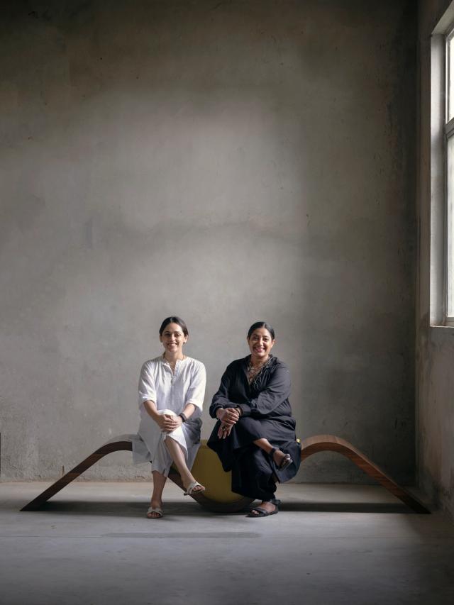 Ekaya Suchi Reddy Ateliers Courbet Settee