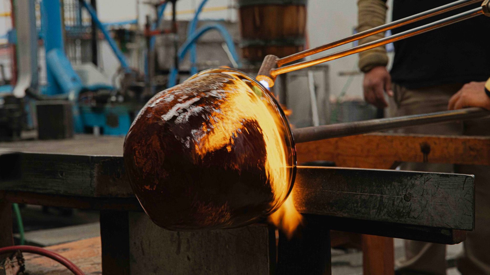 EWE Studio Ateliers Courbet Golden Magma Medium