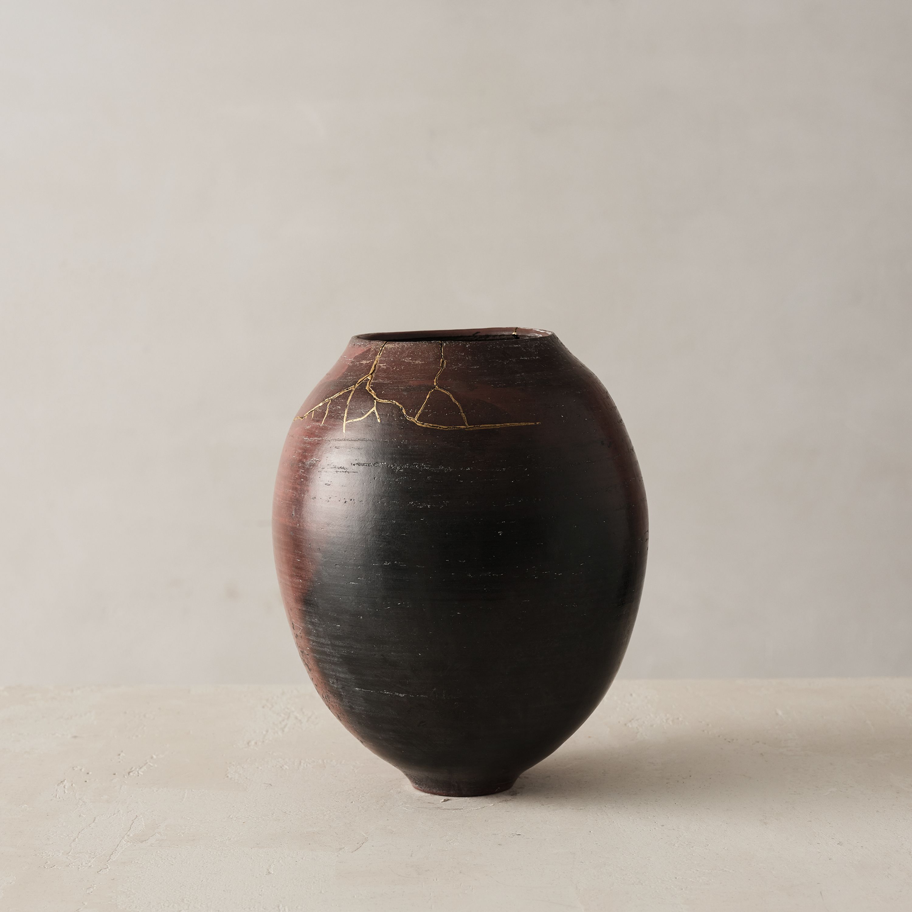 Karen Swami Ateliers Courbet Ceramic Artist Vessel Kint 40