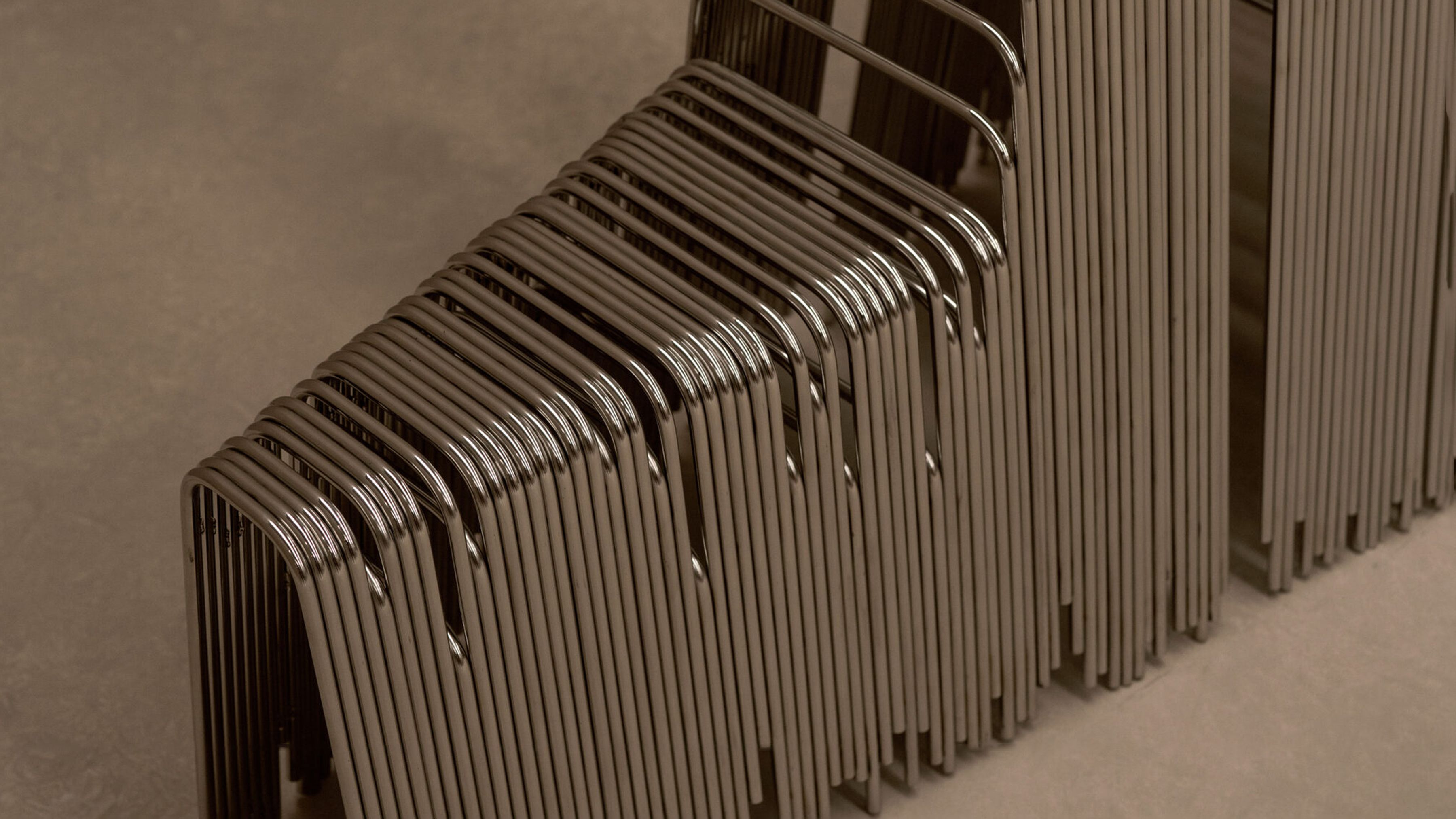 Hector Esrawe Ateliers Courbet Frecuencia Chairs