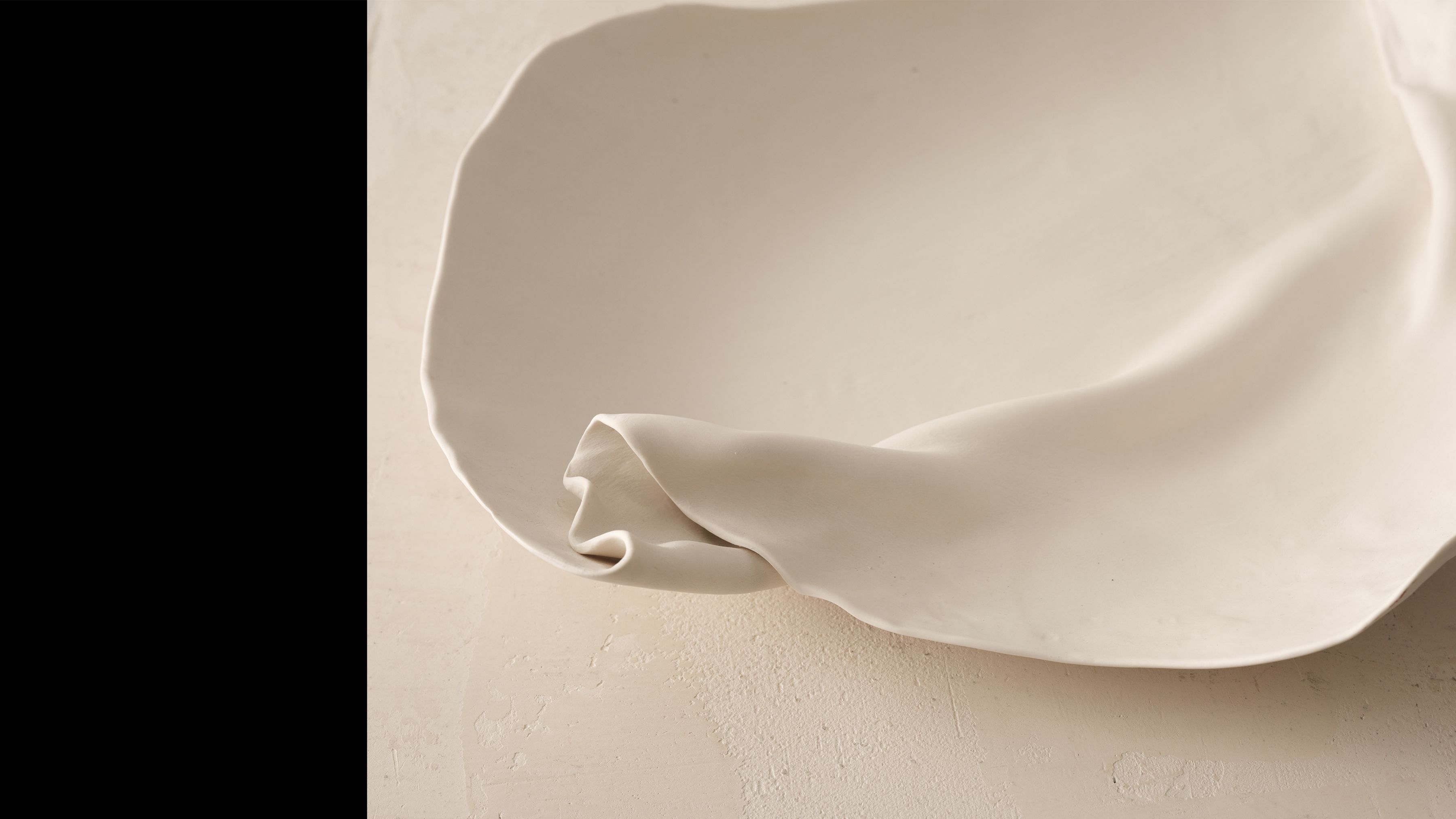 Iris Nesher Ateliers Courbet Porcelain Ceramic Centerpiece