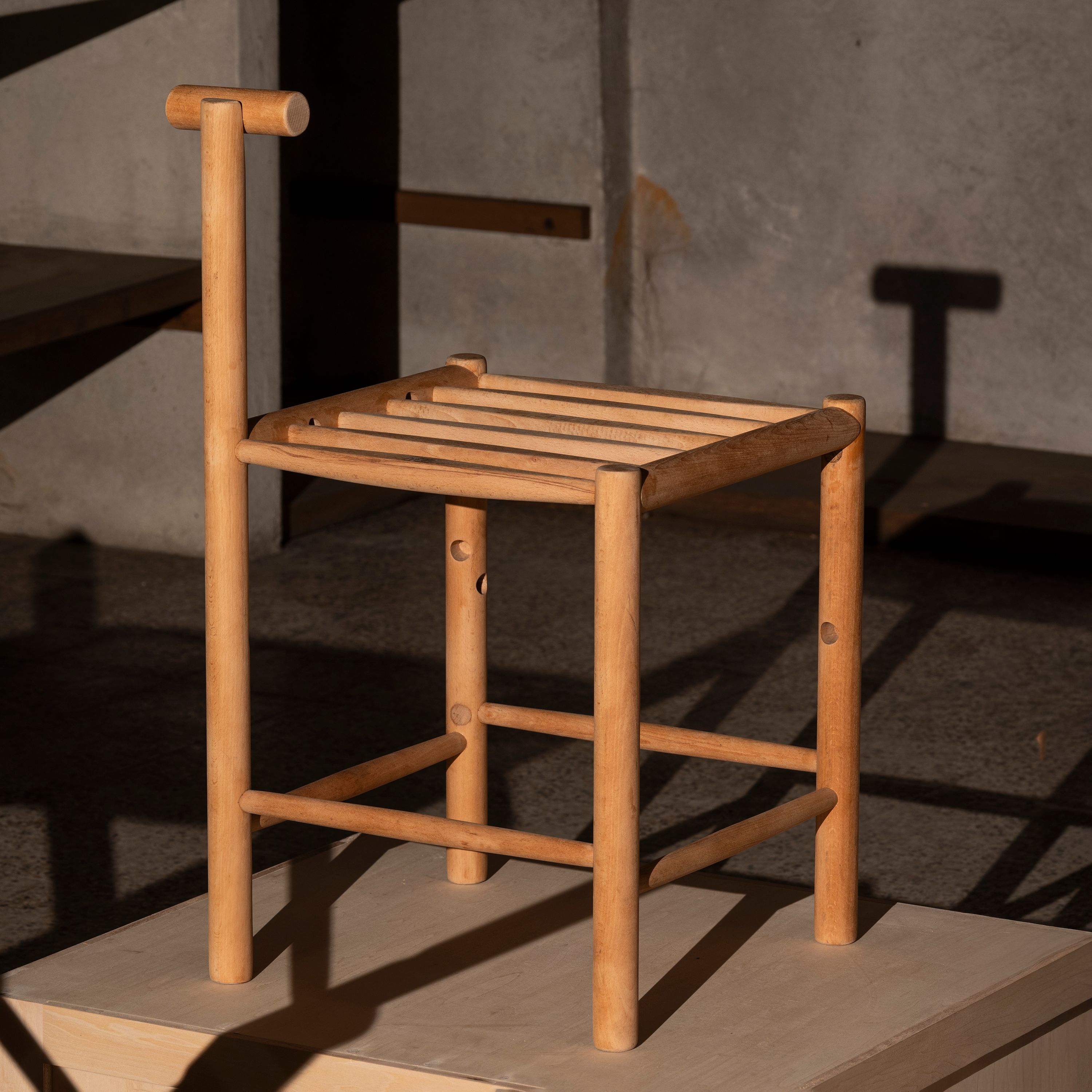 AtMa Ateliers Courbet Japanese Refurbished Wood Chair J39.5 Handle