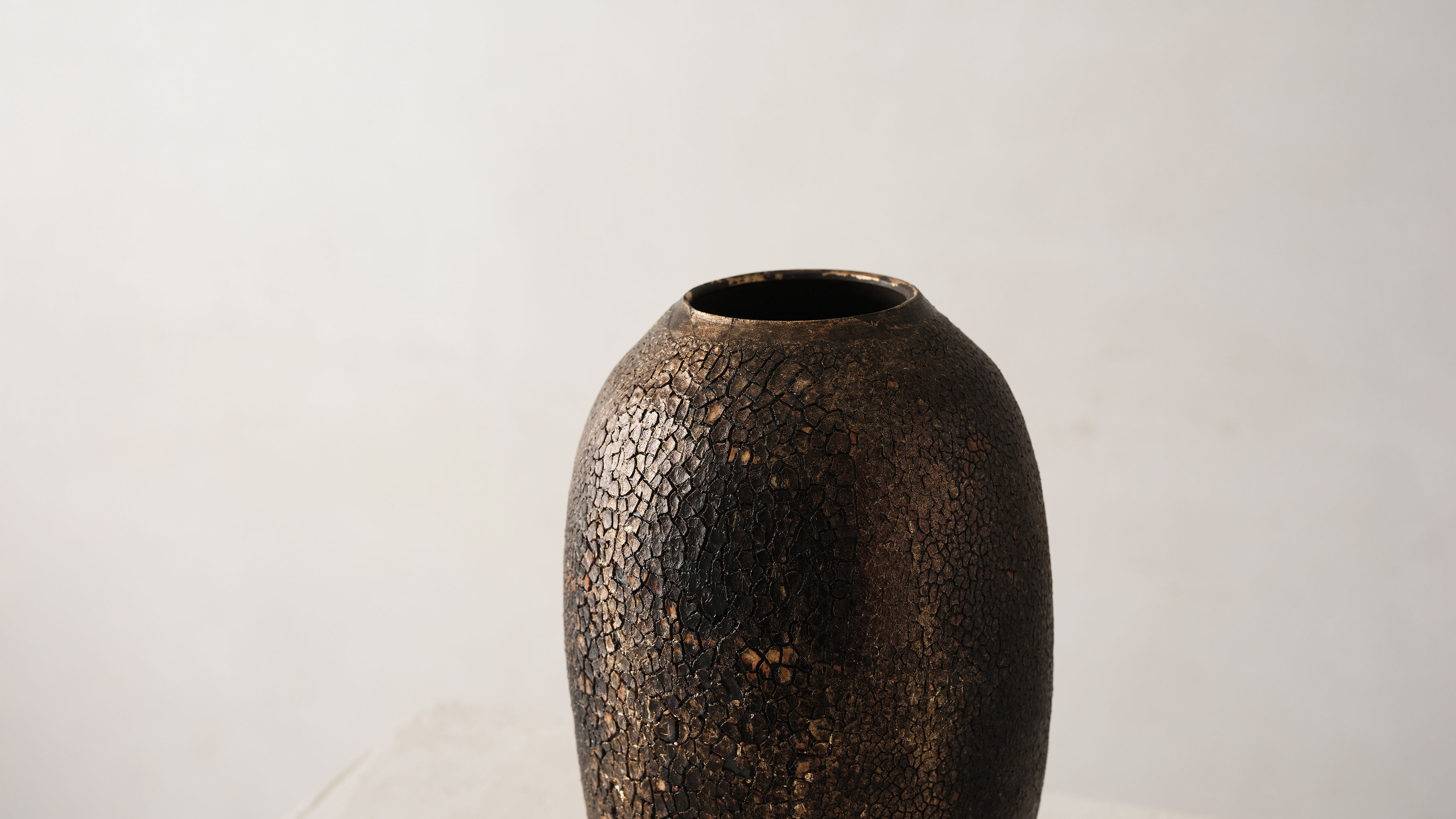 Karen Swami Ateliers Courbet Ceramics Gold 5