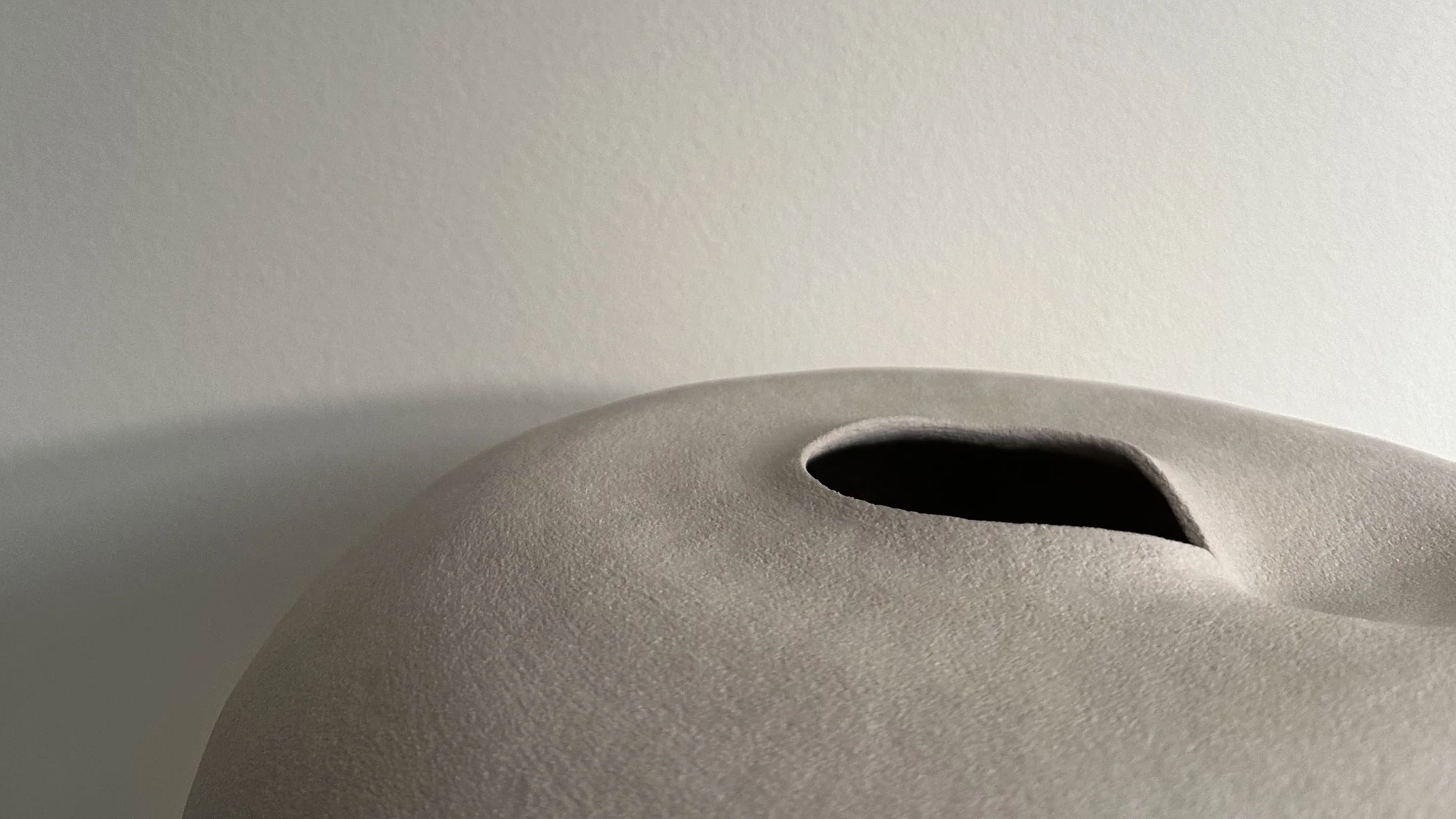 Emelie Abrahamsson Stoneware Ceramic at Ateliers Courbet