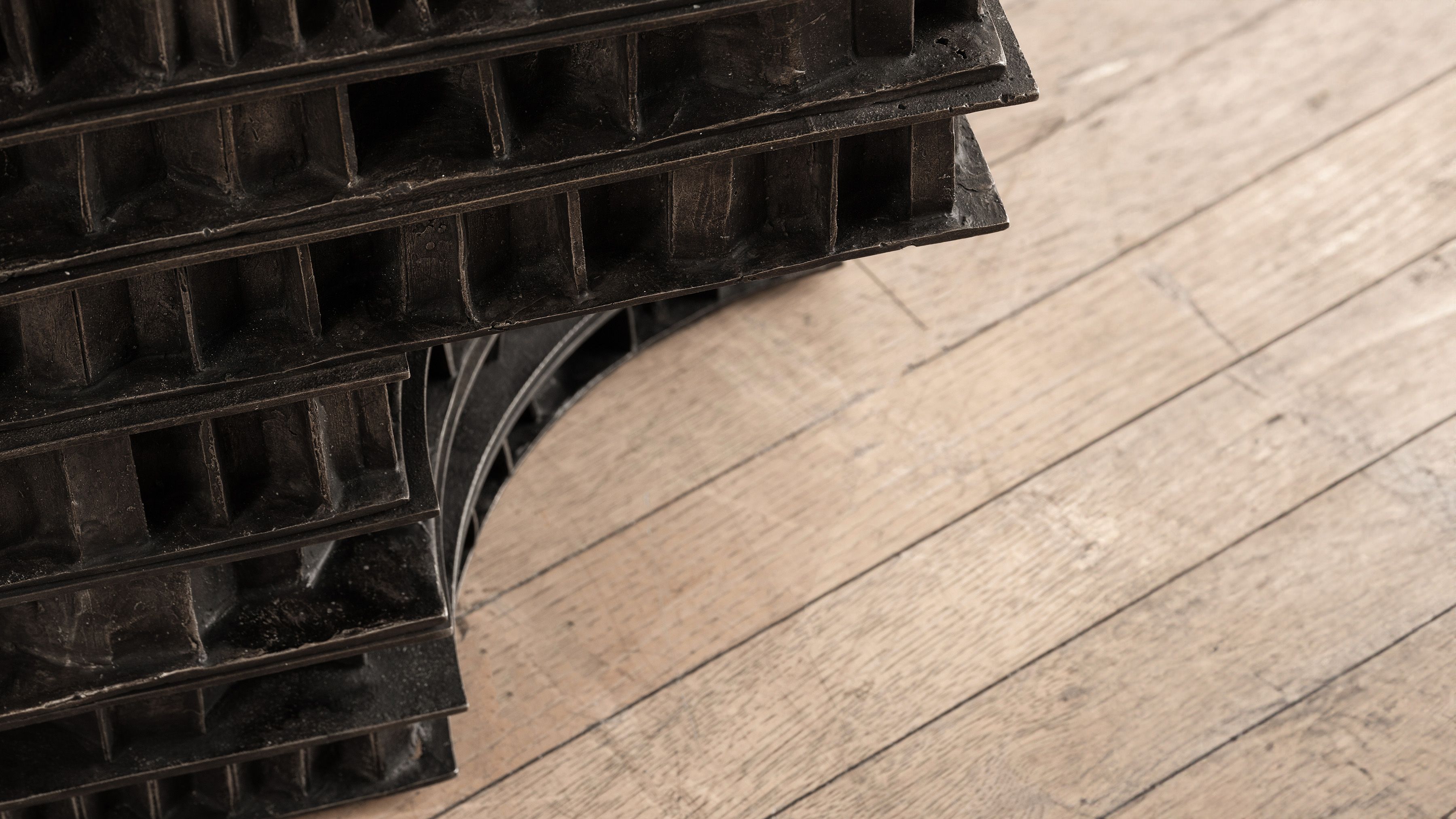 Hector Esrawe Ateliers Courbet Gear Bronze Table