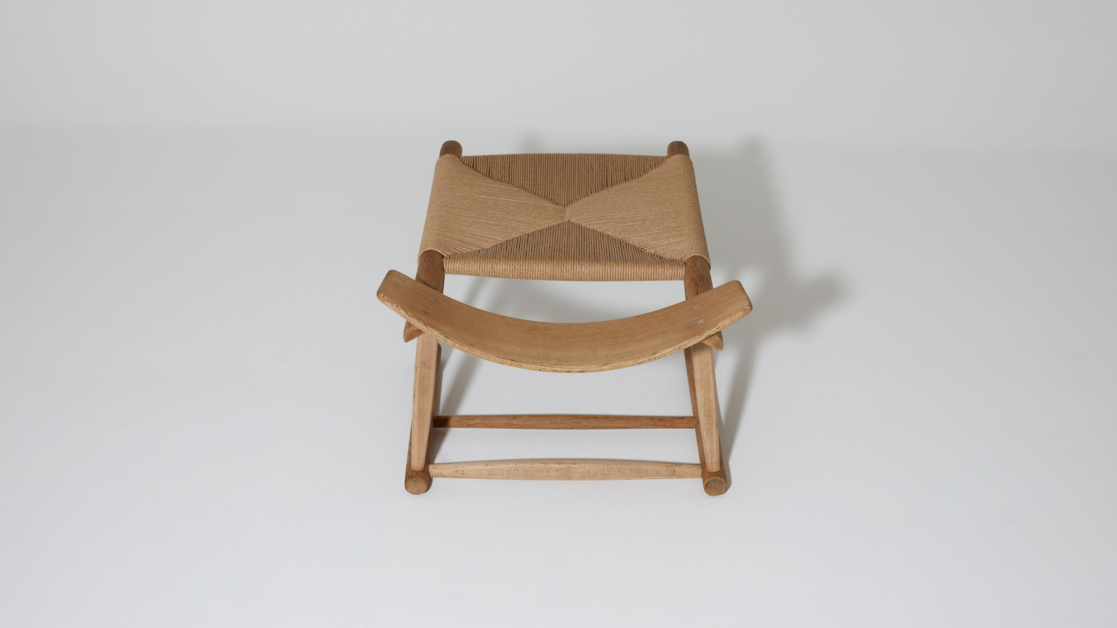 AtMa Ateliers Courbet Japanese Refurbished Wood Chair J39.5 Side Table