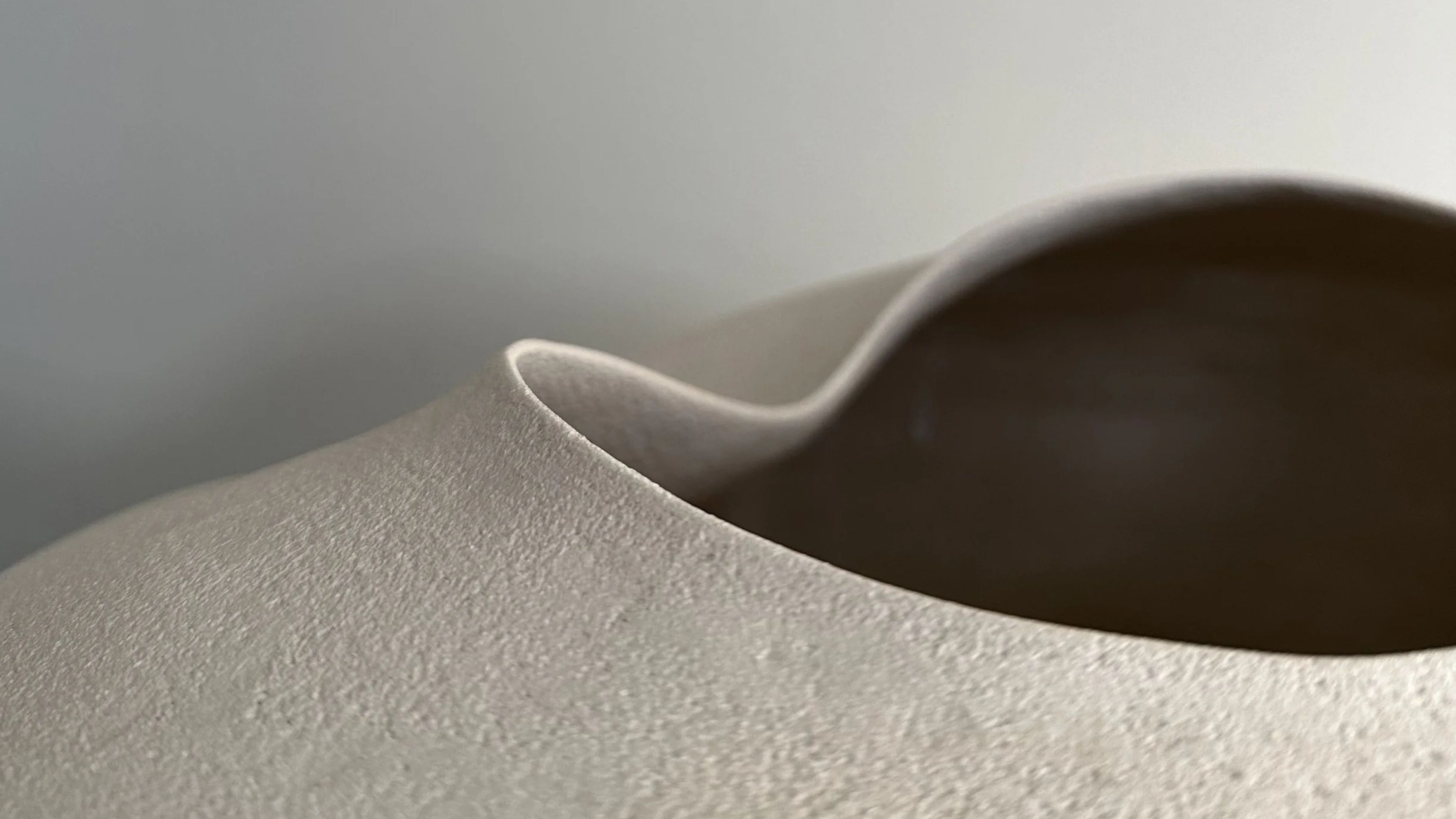 Emelie Abrahamsson Stoneware Ceramic at Ateliers Courbet