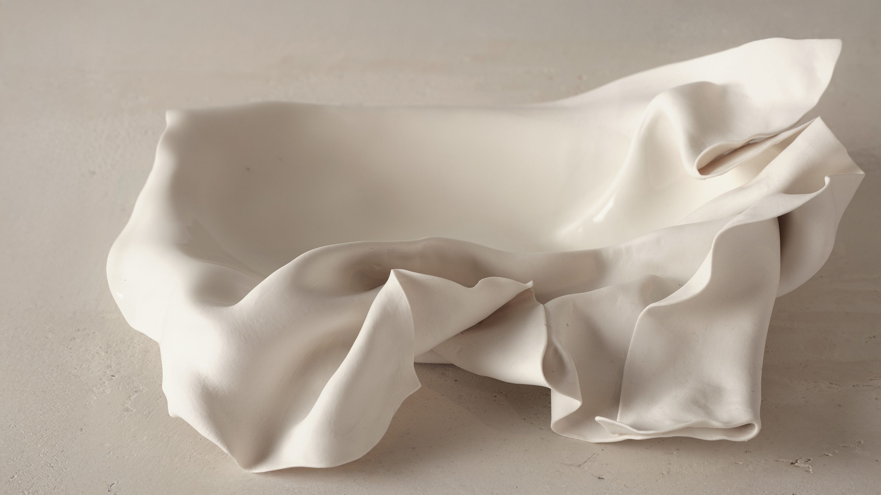 Iris Nesher Ateliers Courbet Porcelain Ceramic Centerpiece