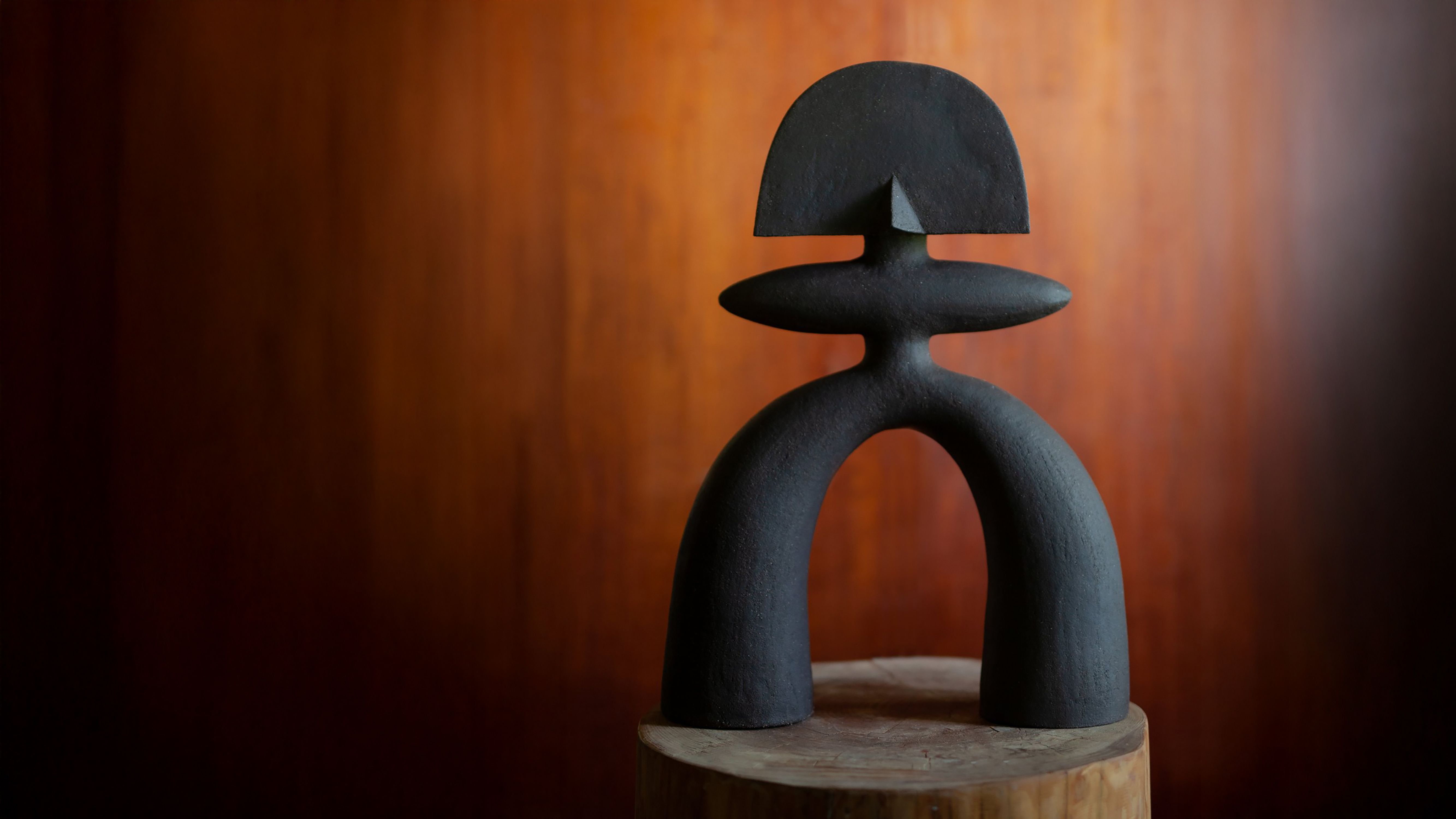 Noe Kuremoto Ceramics at Ateliers Courbet Gallery -- Haniwa Warrior 124