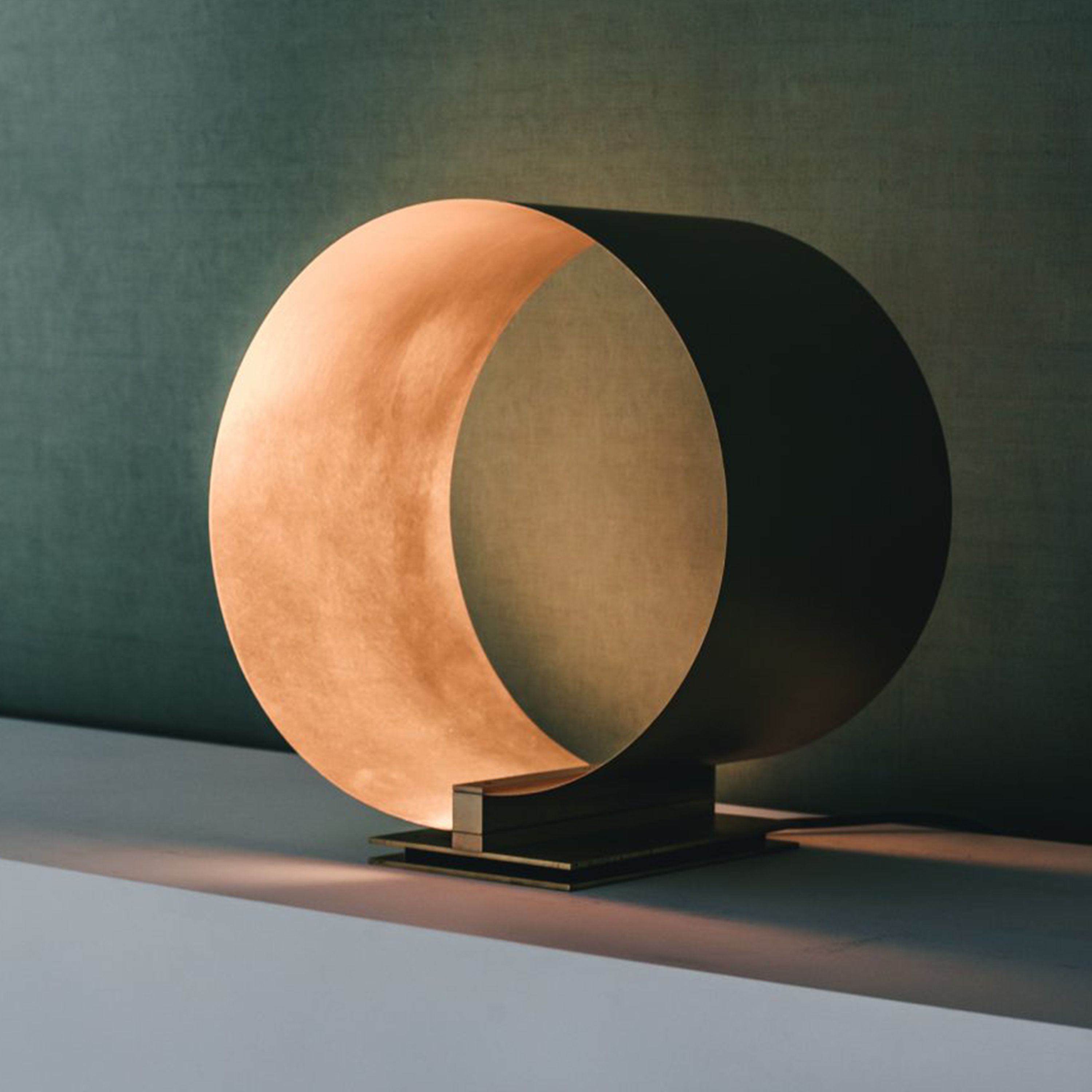 Hector Esrawe Ateliers Courbet Parabola Lights Series