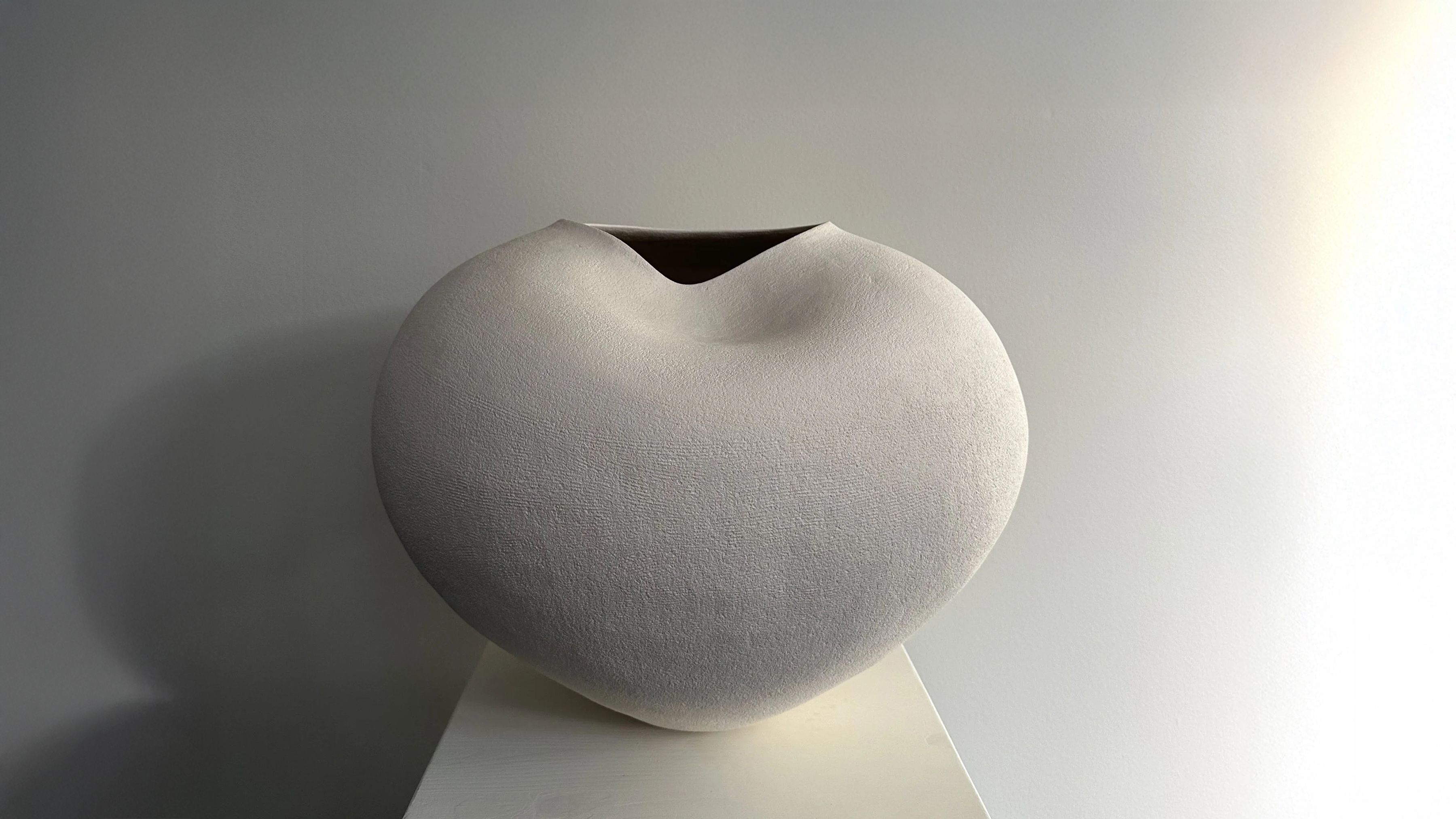 Emelie Abrahamsson Stoneware Ceramic at Ateliers Courbet