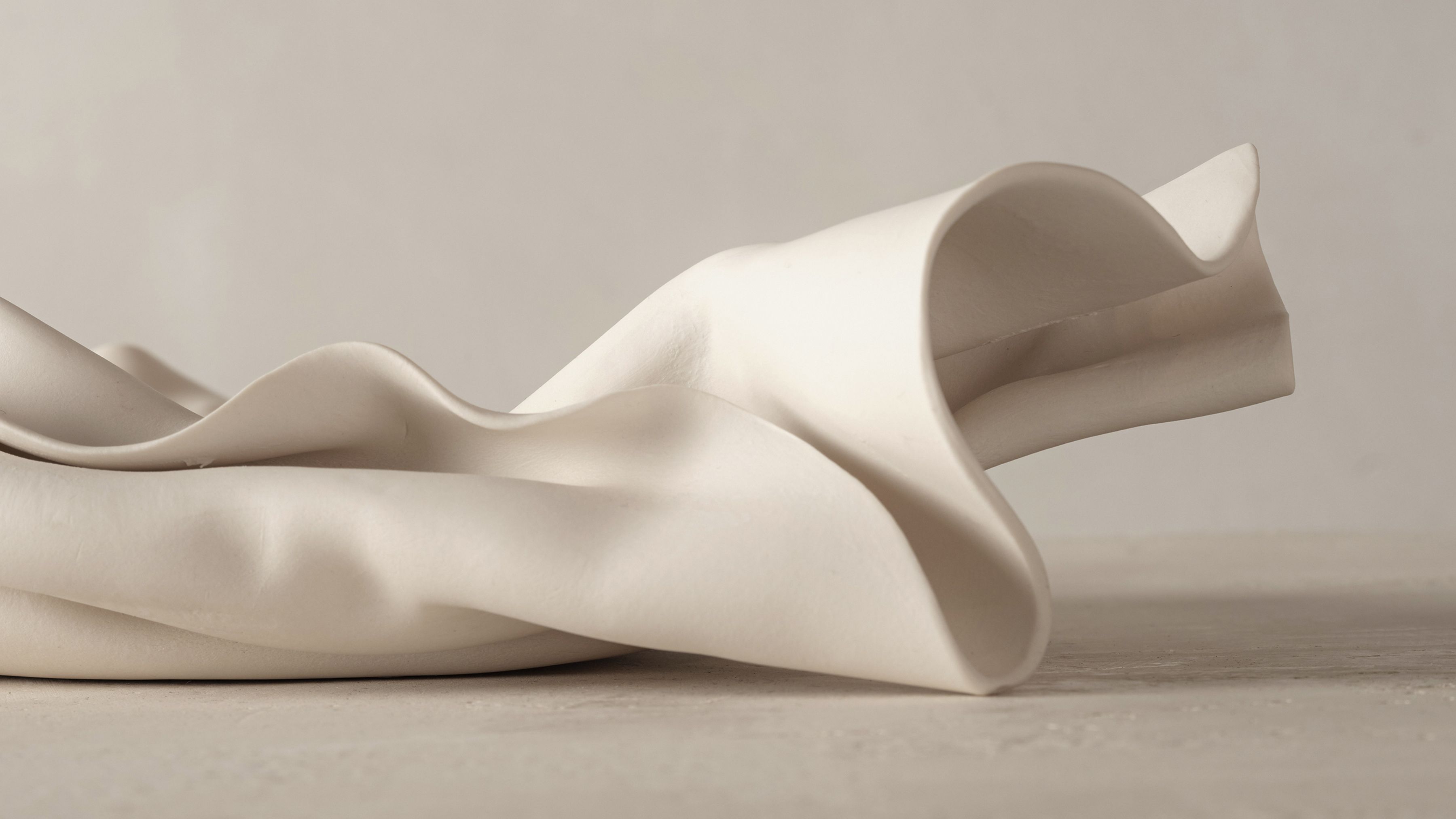Iris Nesher Ateliers Courbet Porcelain Ceramic Centerpiece