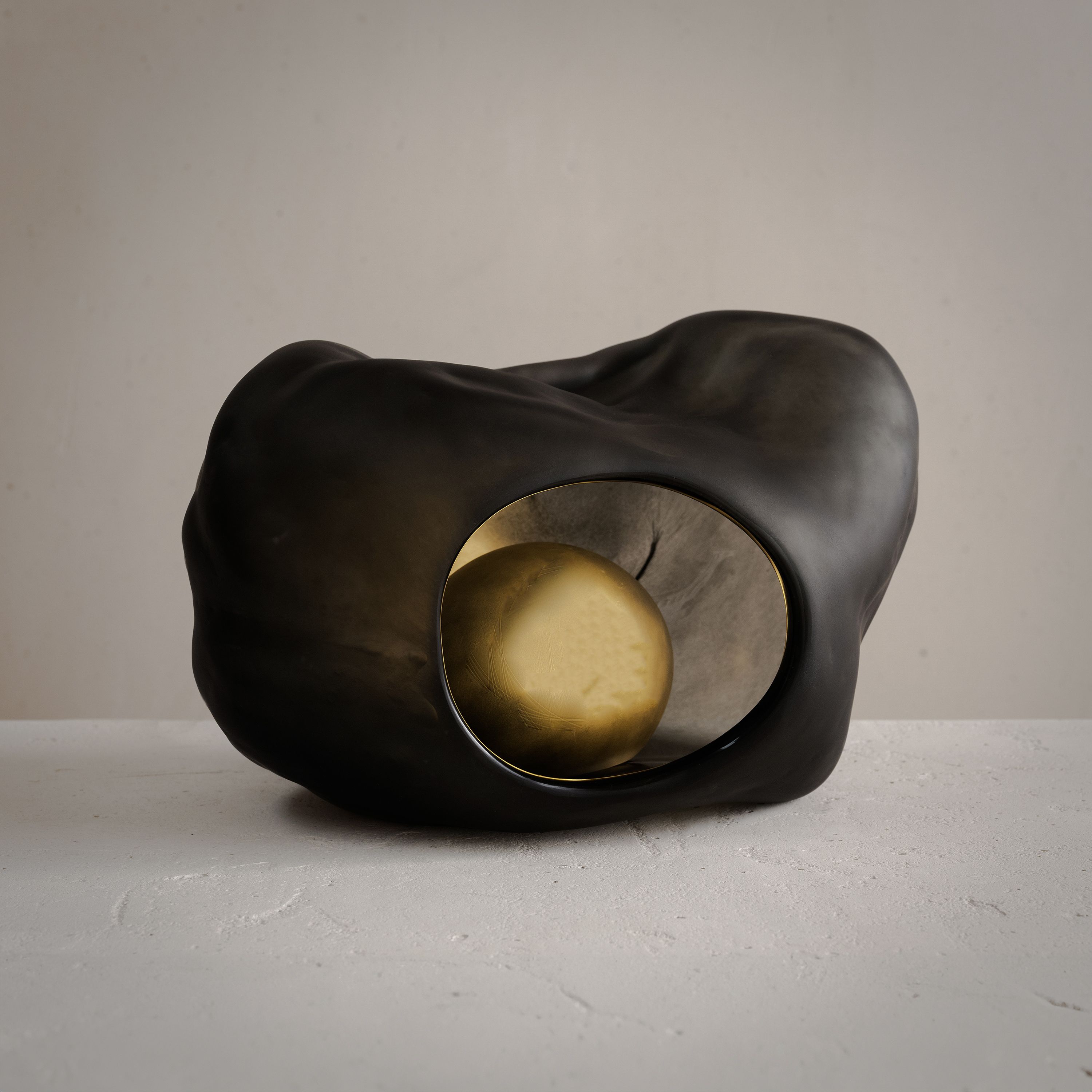 Feleksan Onar Ateliers Courbet Black Lamp