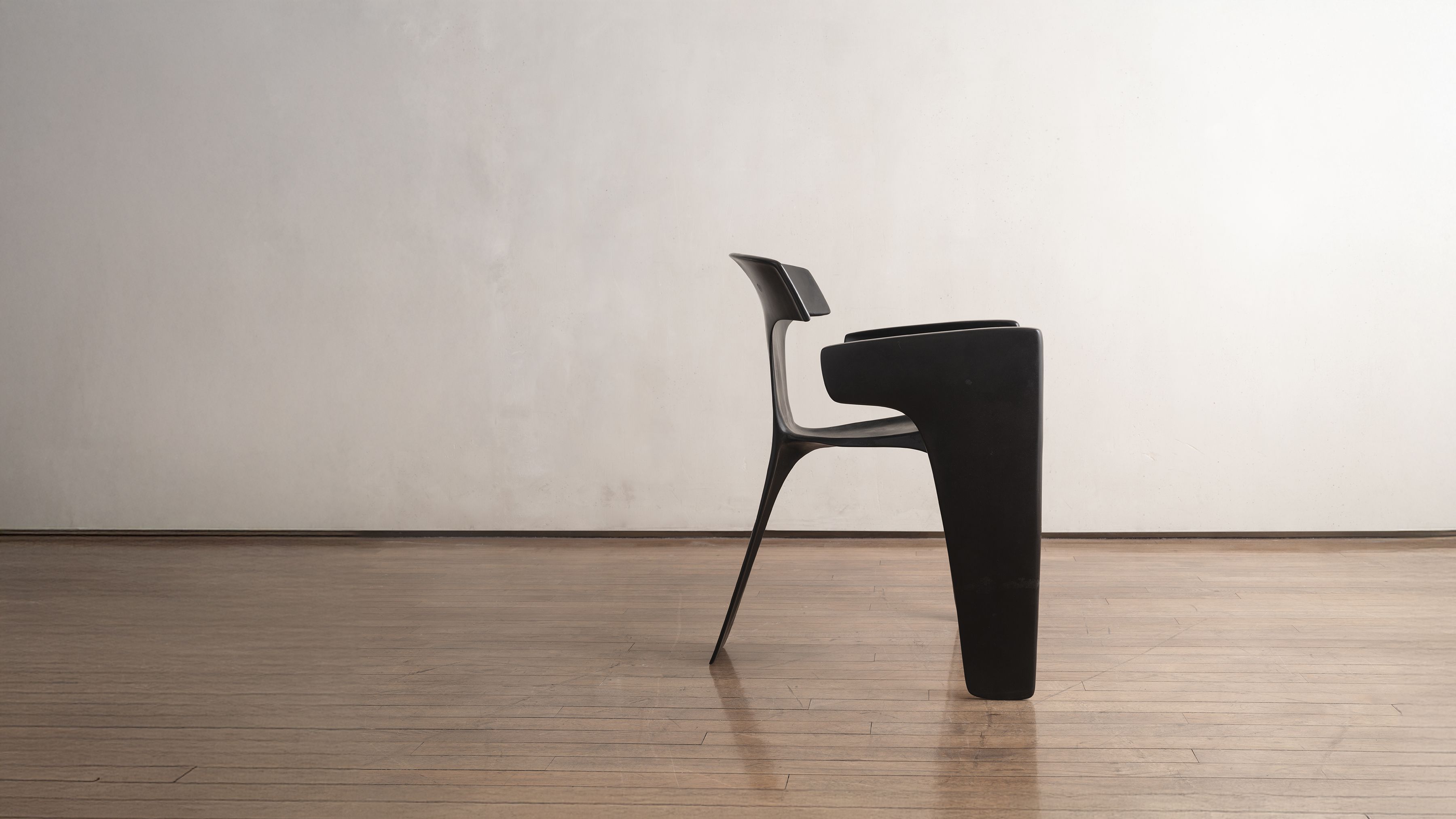 Pierre Yves Guenec Ateliers Courbet Anatomies NYX Chair