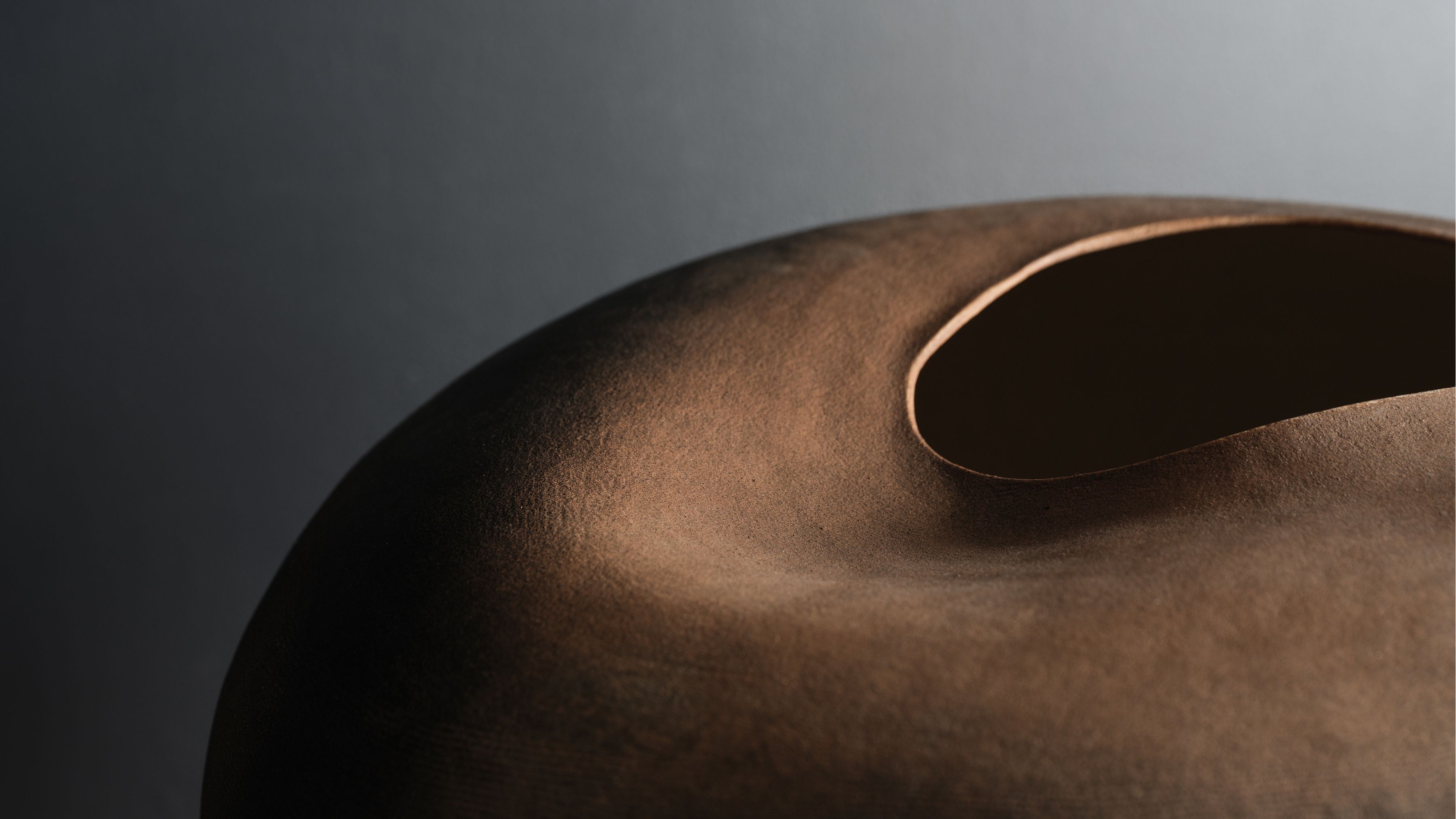 Emelie Abrahamsson Stoneware Ceramic at Ateliers Courbet